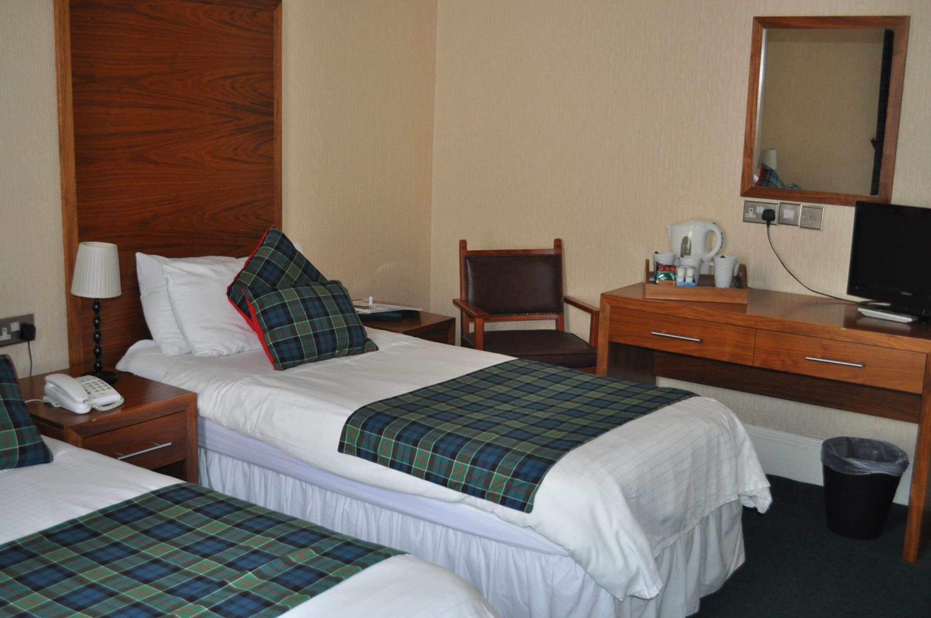 Twin Room - Photo 8