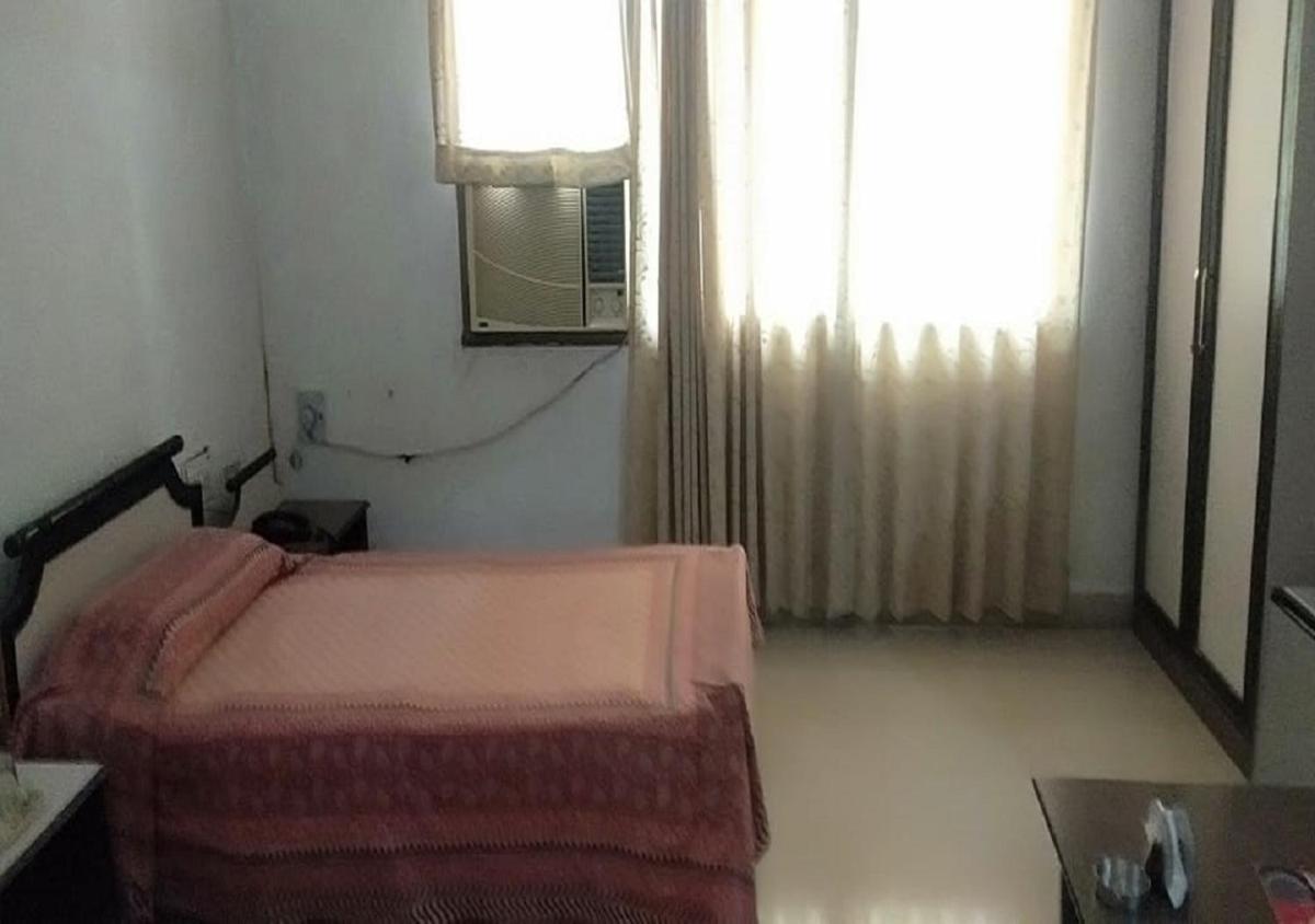 Standard Double or Twin Room photo 1