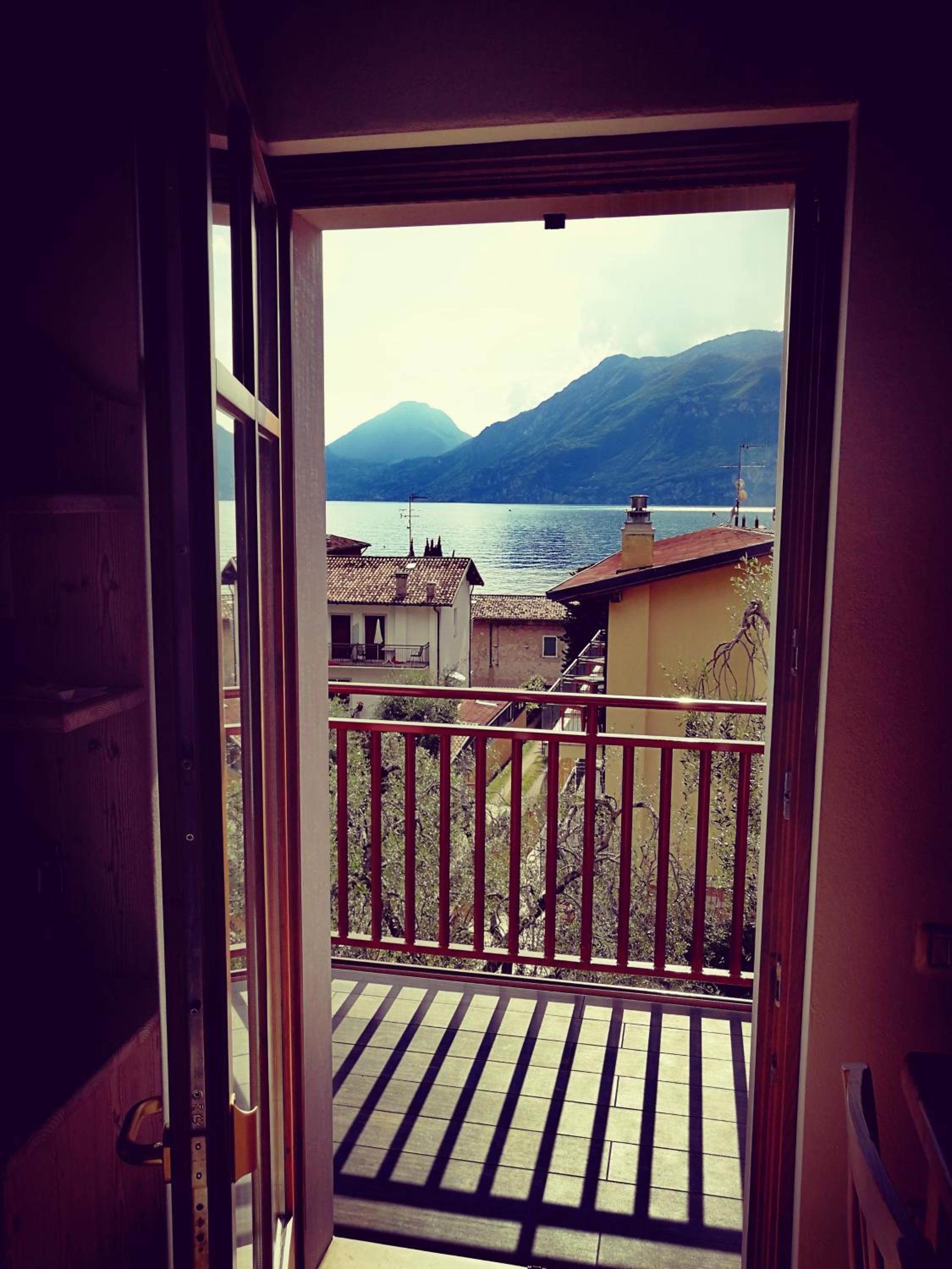 Two-Bedroom Apartment with Balcony - Photo 4