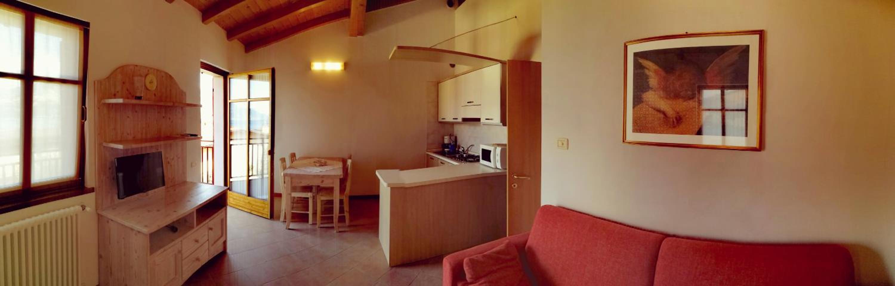 Two-Bedroom Apartment with Balcony - Photo 8