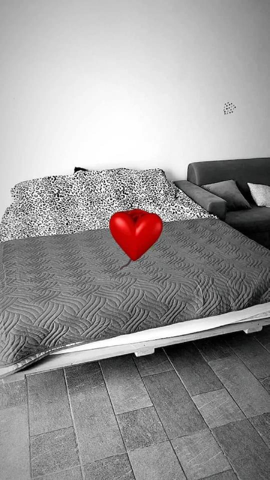 One-Bedroom Apartment - Photo 75