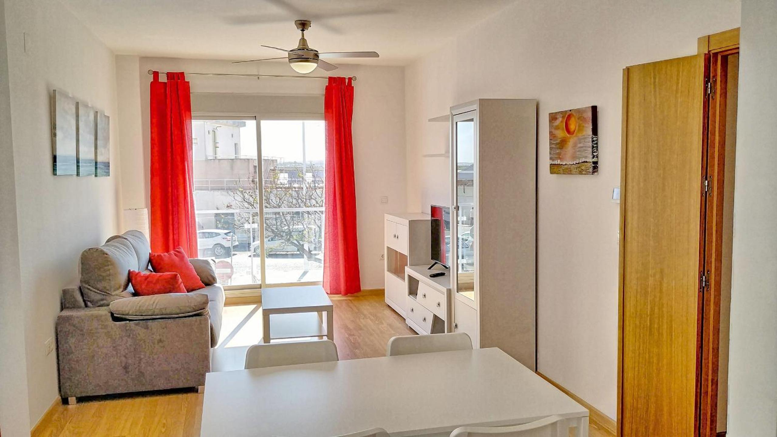 One-Bedroom Apartment photo 3
