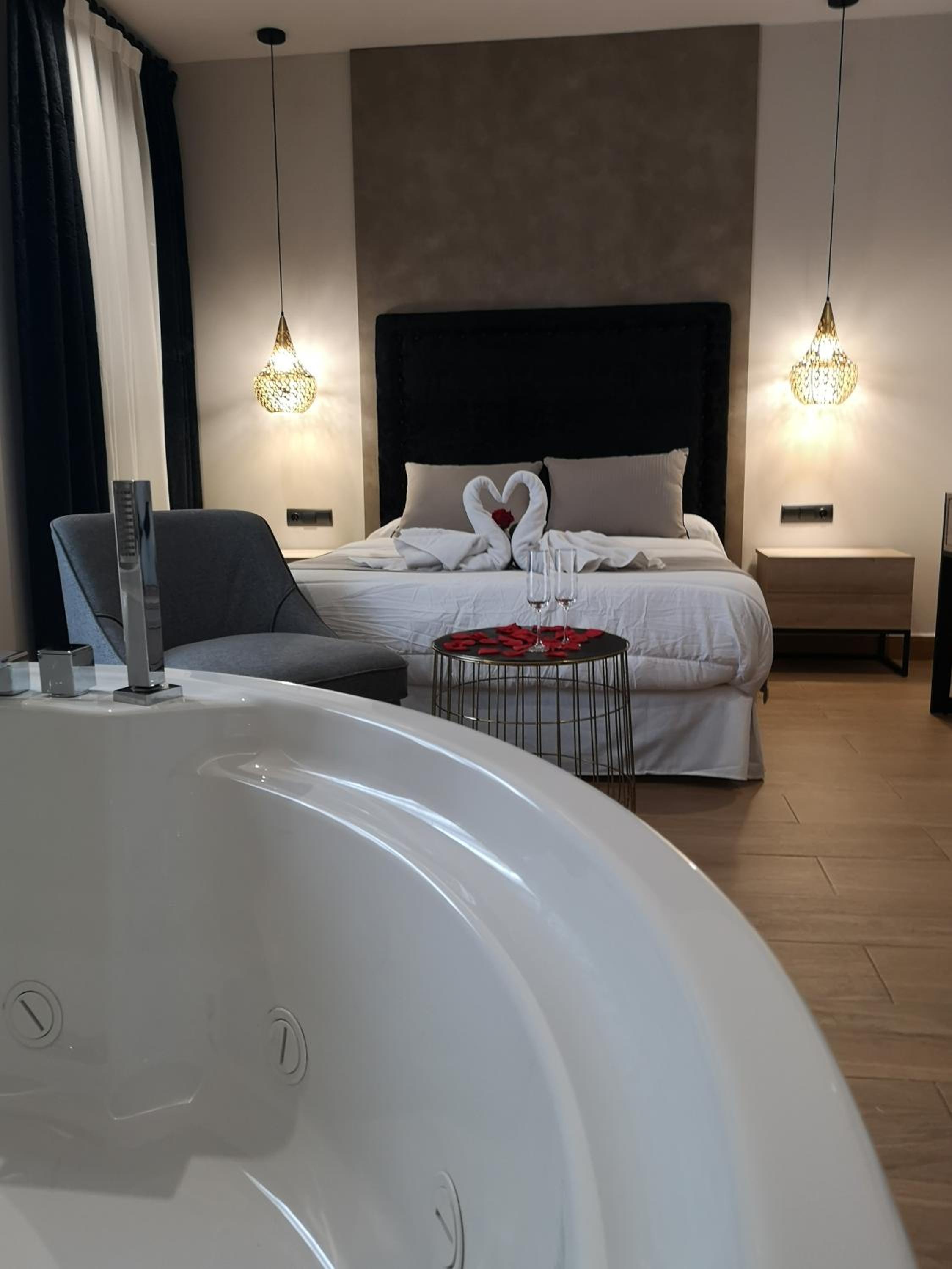 Suite Deluxe con Bañera de Hidromasaje