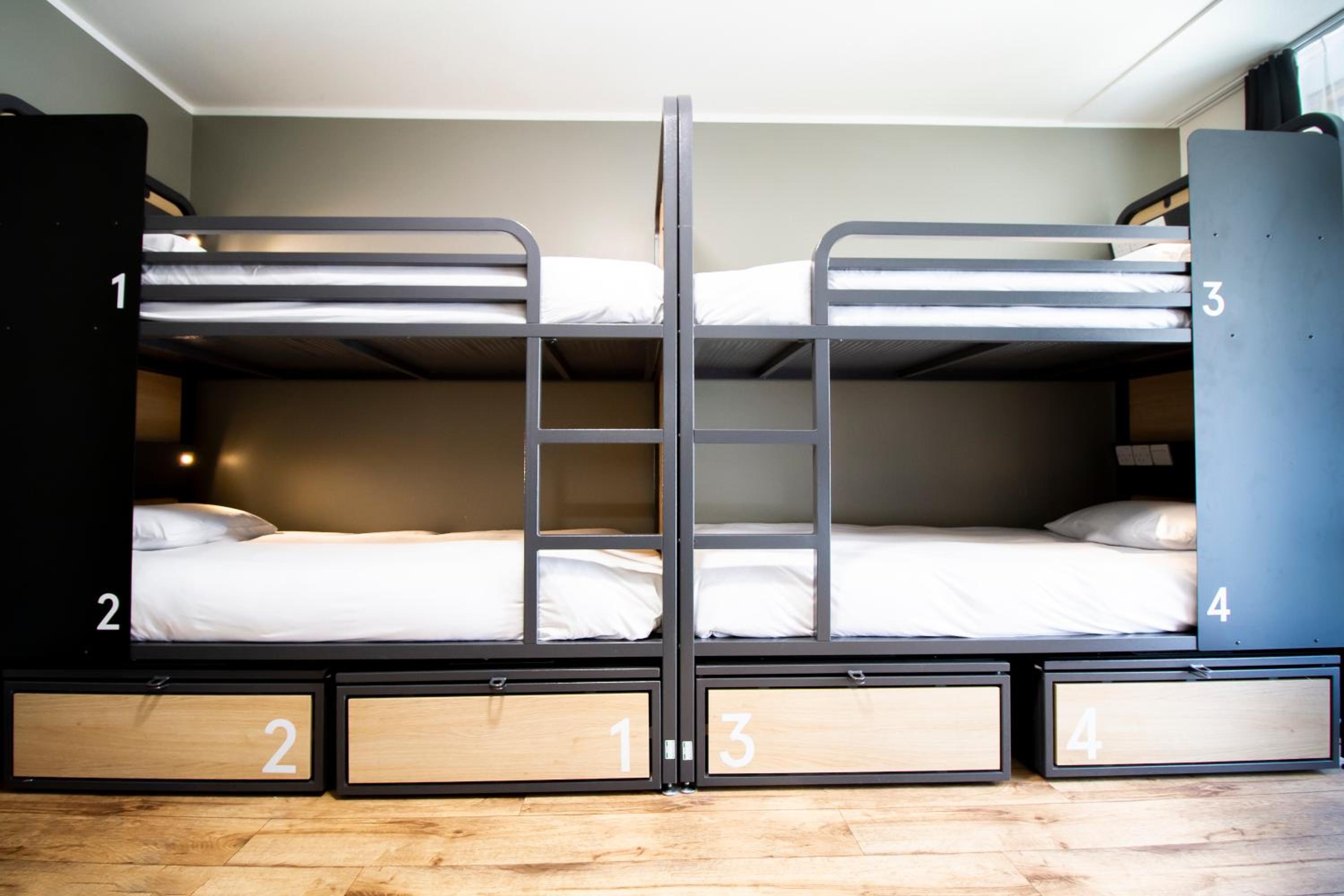 Bed in Small Dorm – Ensuite photo 2