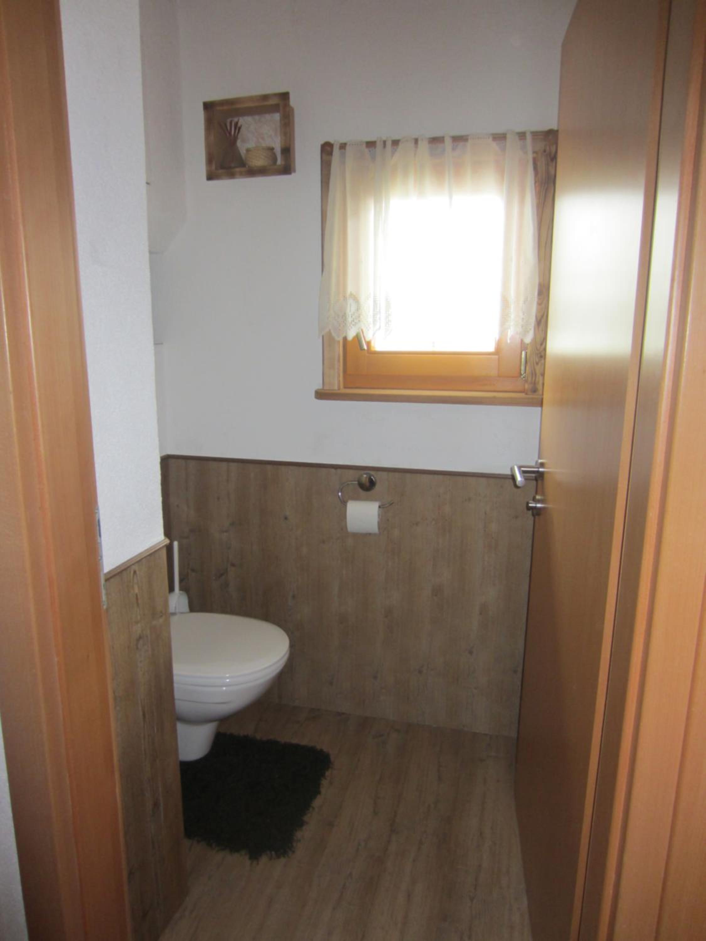Three-Bedroom Apartment photo 2
