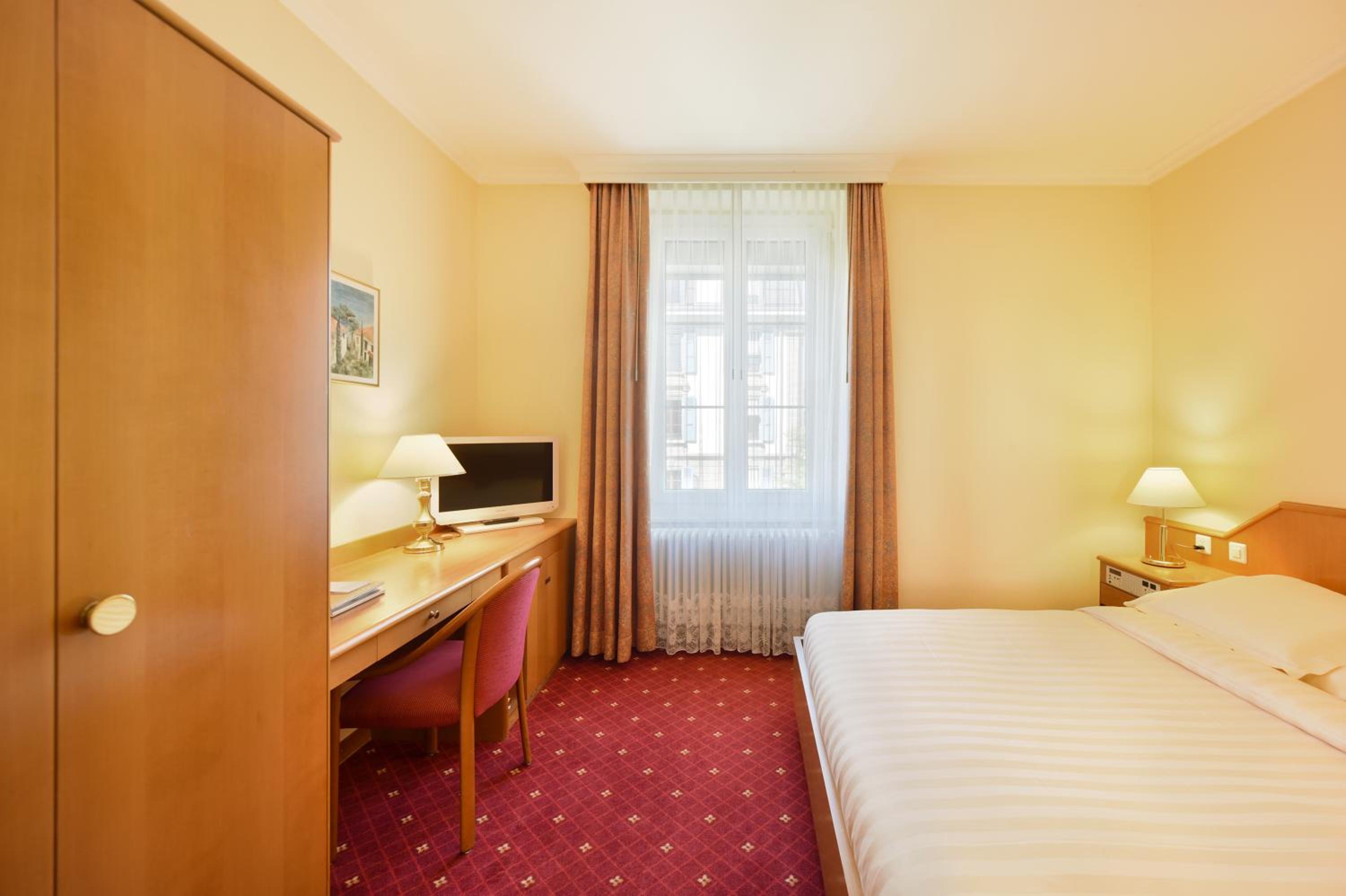 Available room