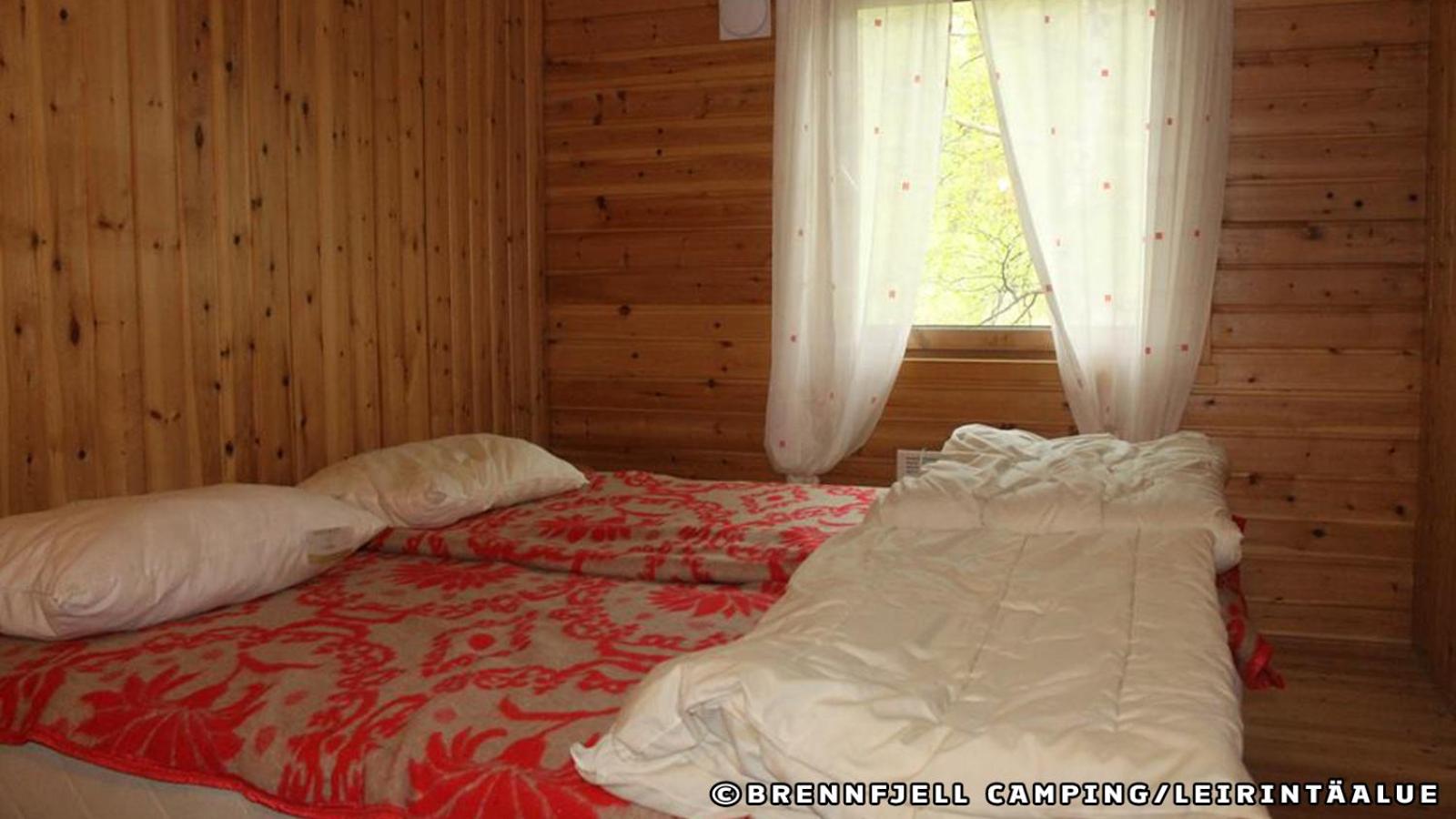 Family Room with Shower - Photo 9