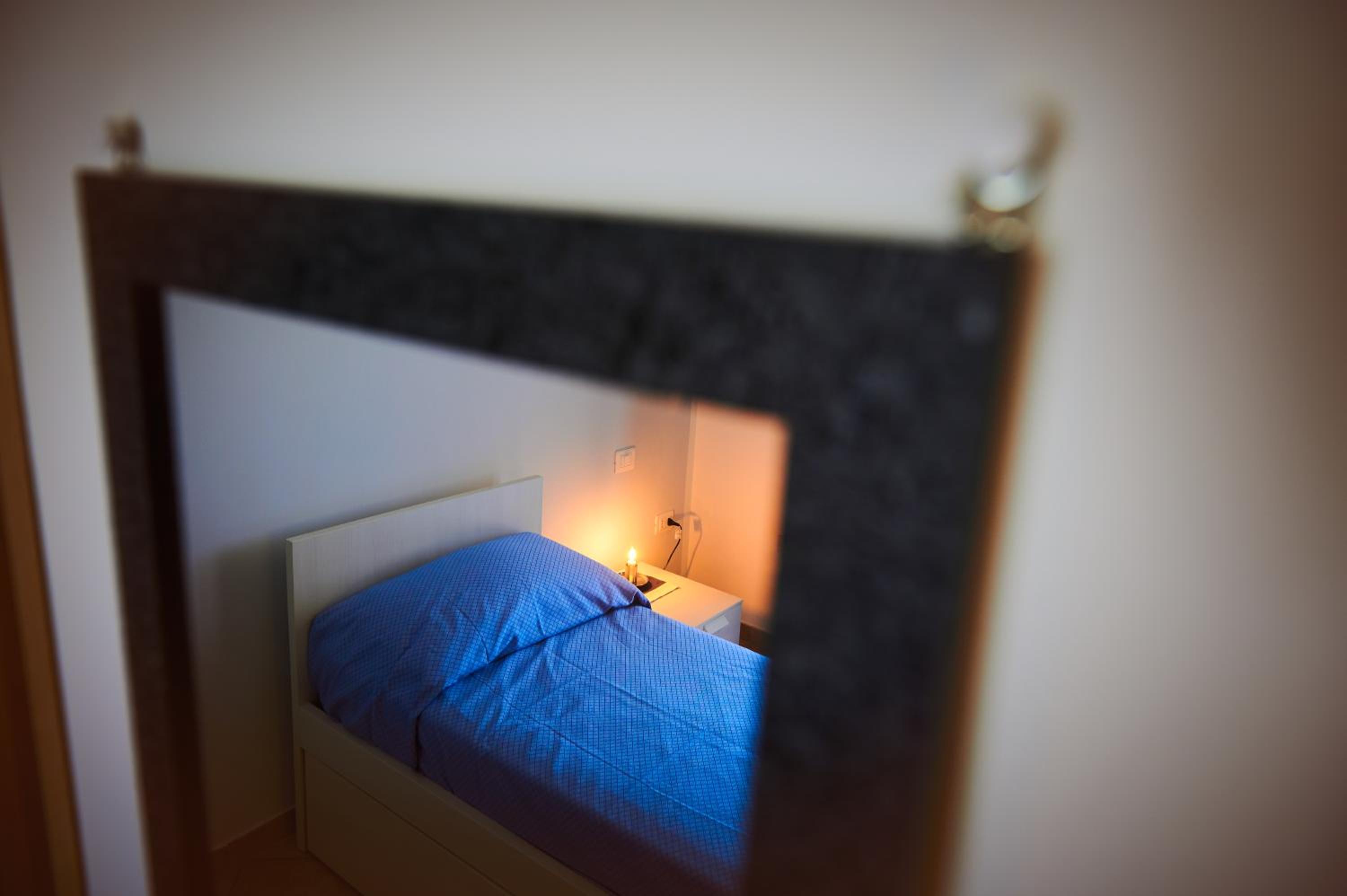 Single Room with Balcony photo 2