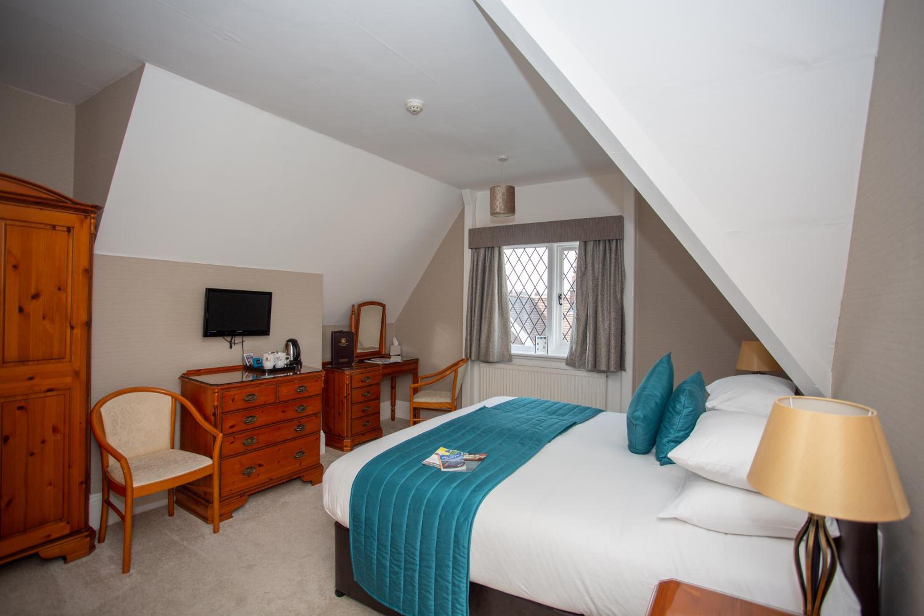 Standard Double/Twin Room - Photo 3