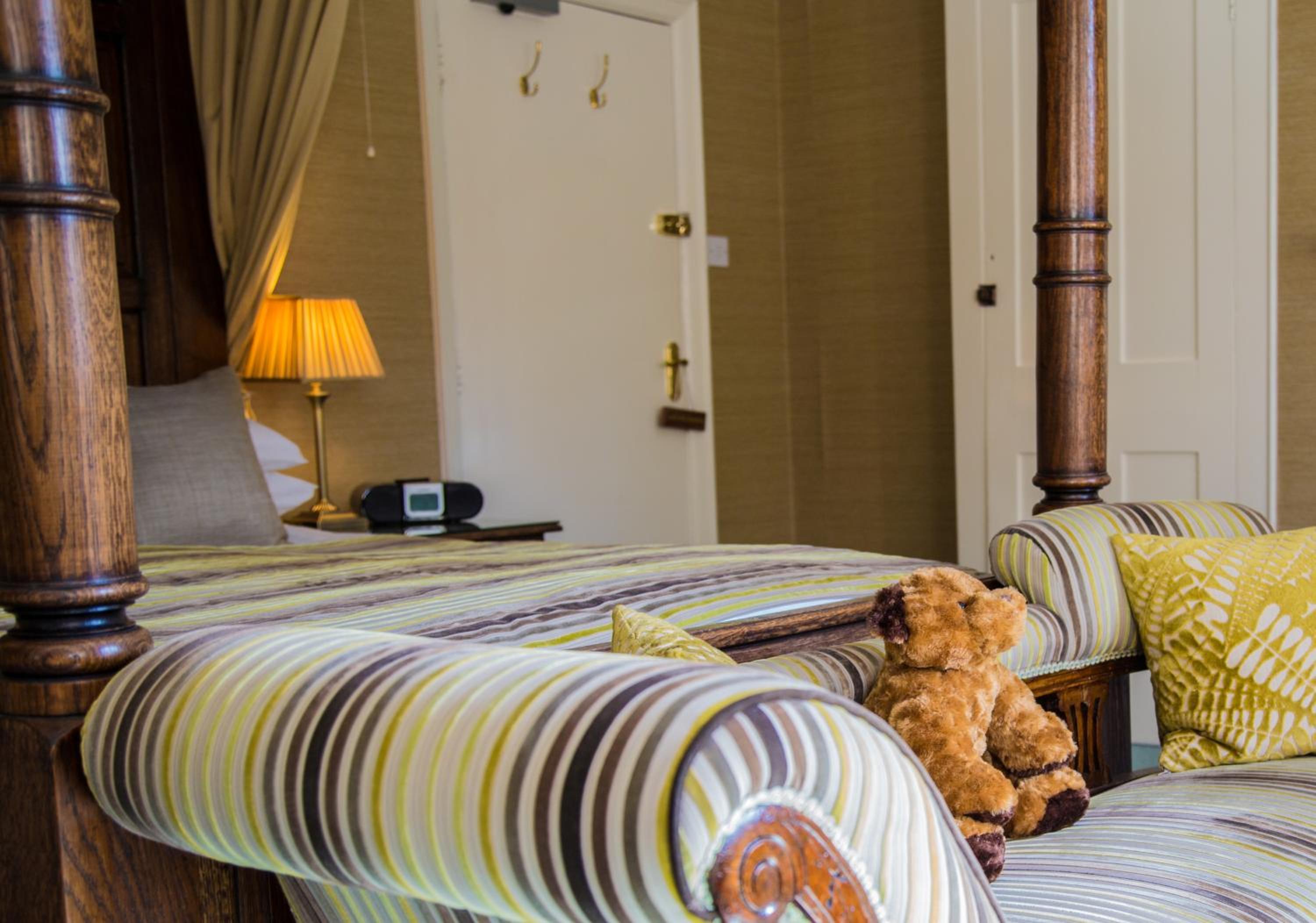 Deluxe Room - Photo 8