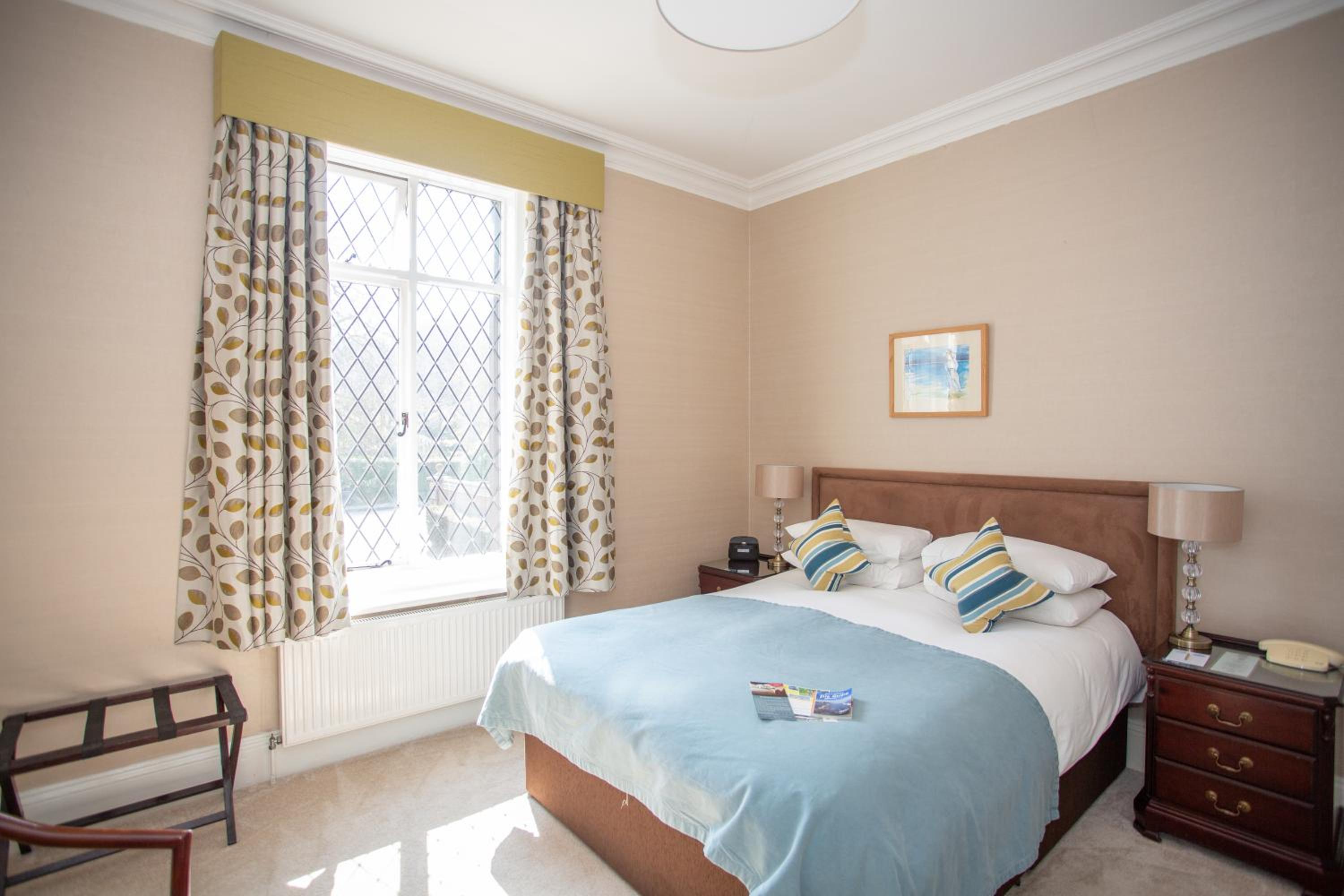 Standard Double/Twin Room - Photo 2