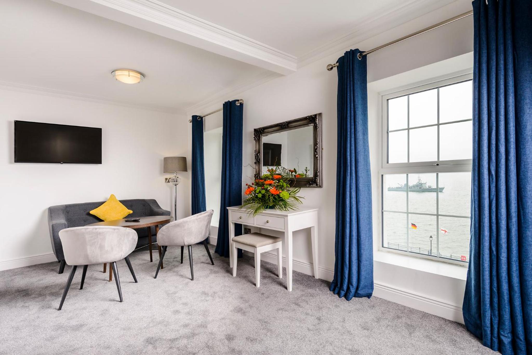 King Room with Sea View - Photo 1