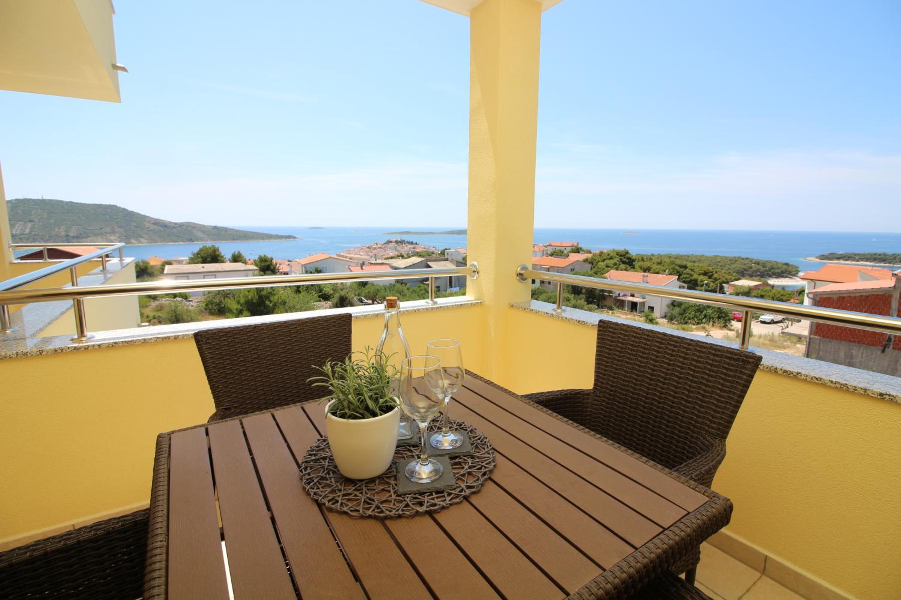 Apartment with Sea View photo 2