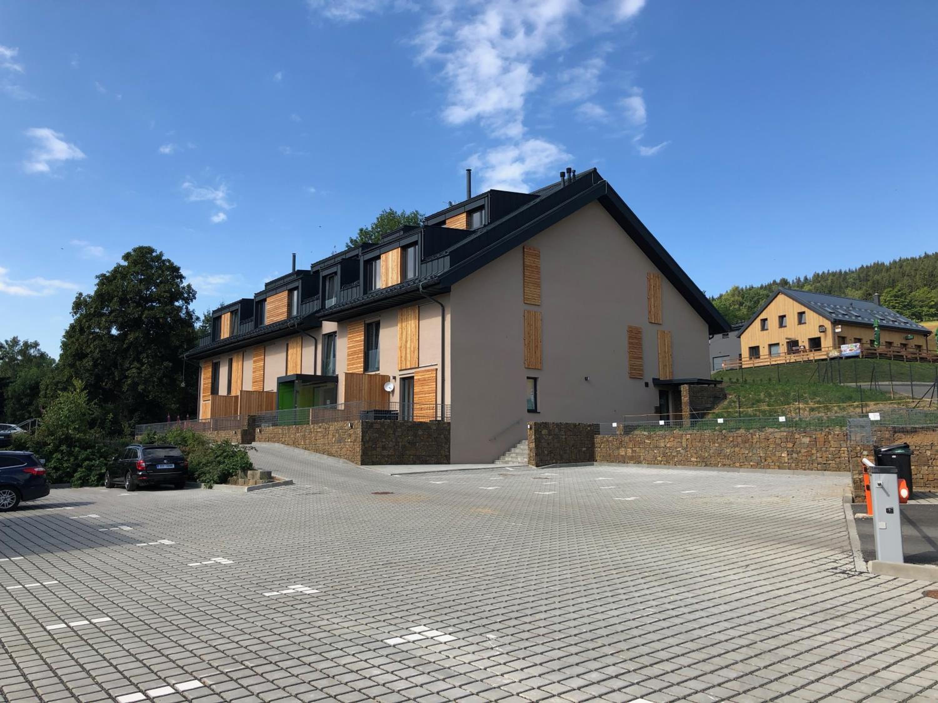 Maisonette with Mountain View photo 2