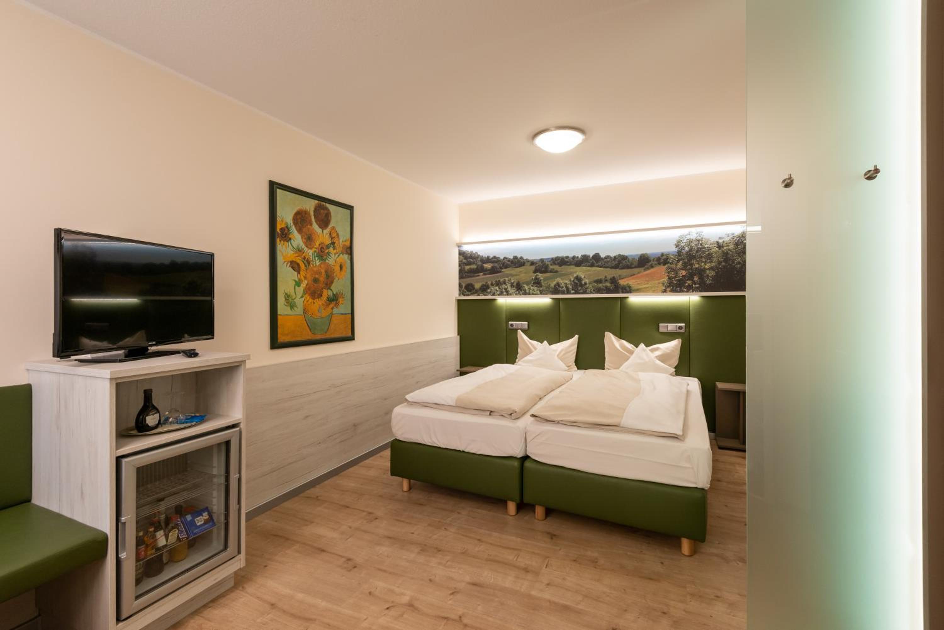 Double Room - Photo 3