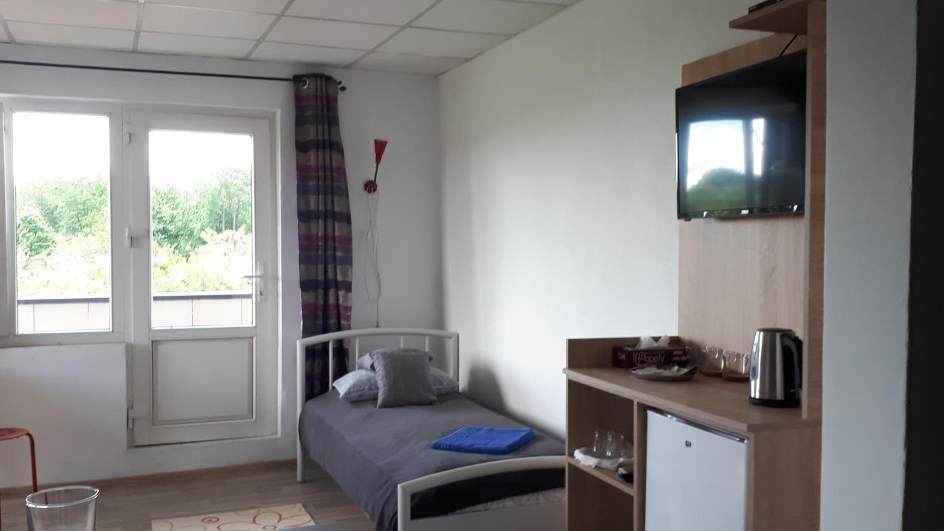 Triple Room - Photo 18