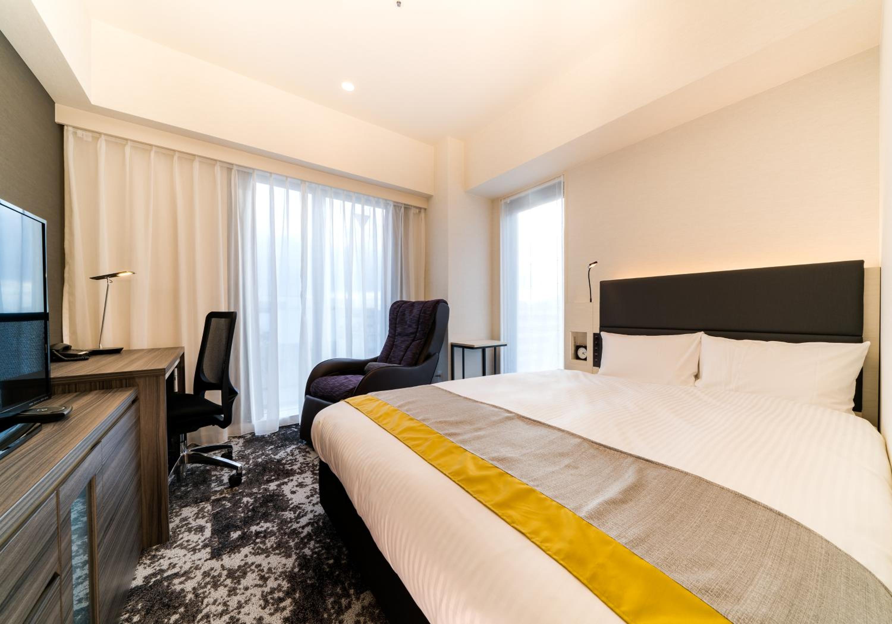 Superior Double Room with Massage Chair - Smoking