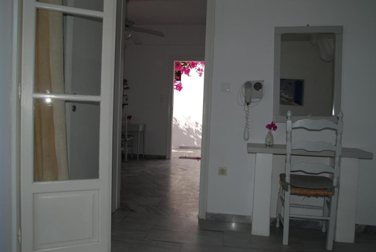 Two-Bedroom Apartment with Sea View photo 2