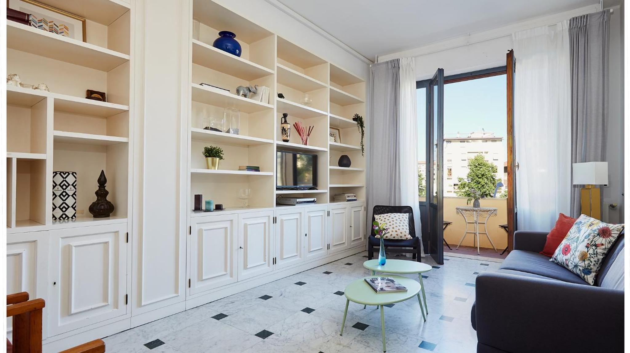 Apartment photo 1