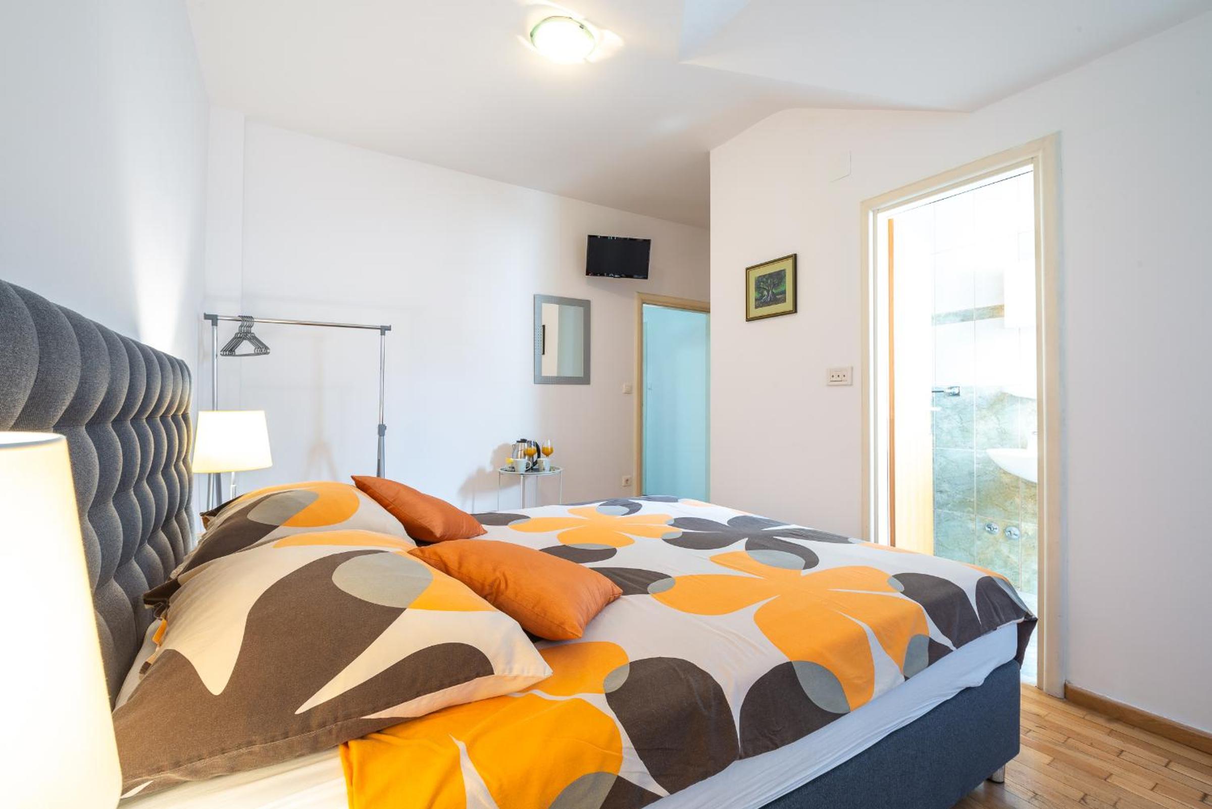 Double or Twin Room photo 1
