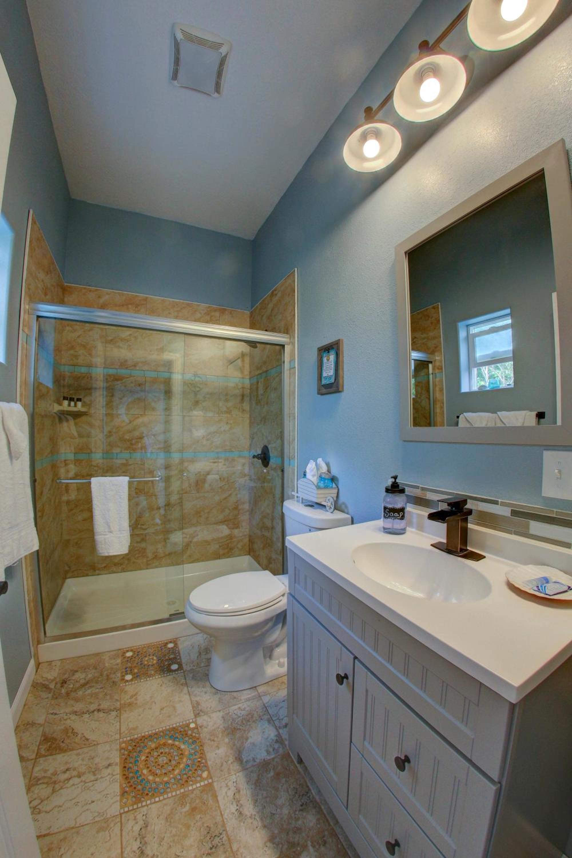 King Suite with Ocean View photo 2