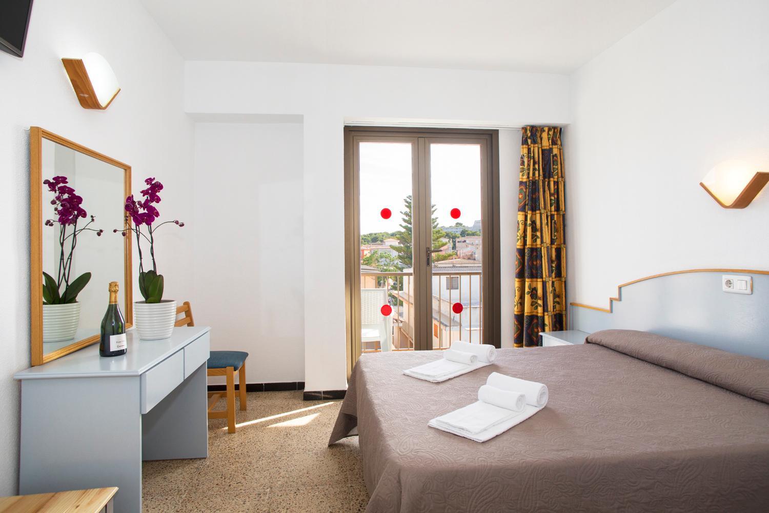 Habitación Doble con Vista a la Ciudad