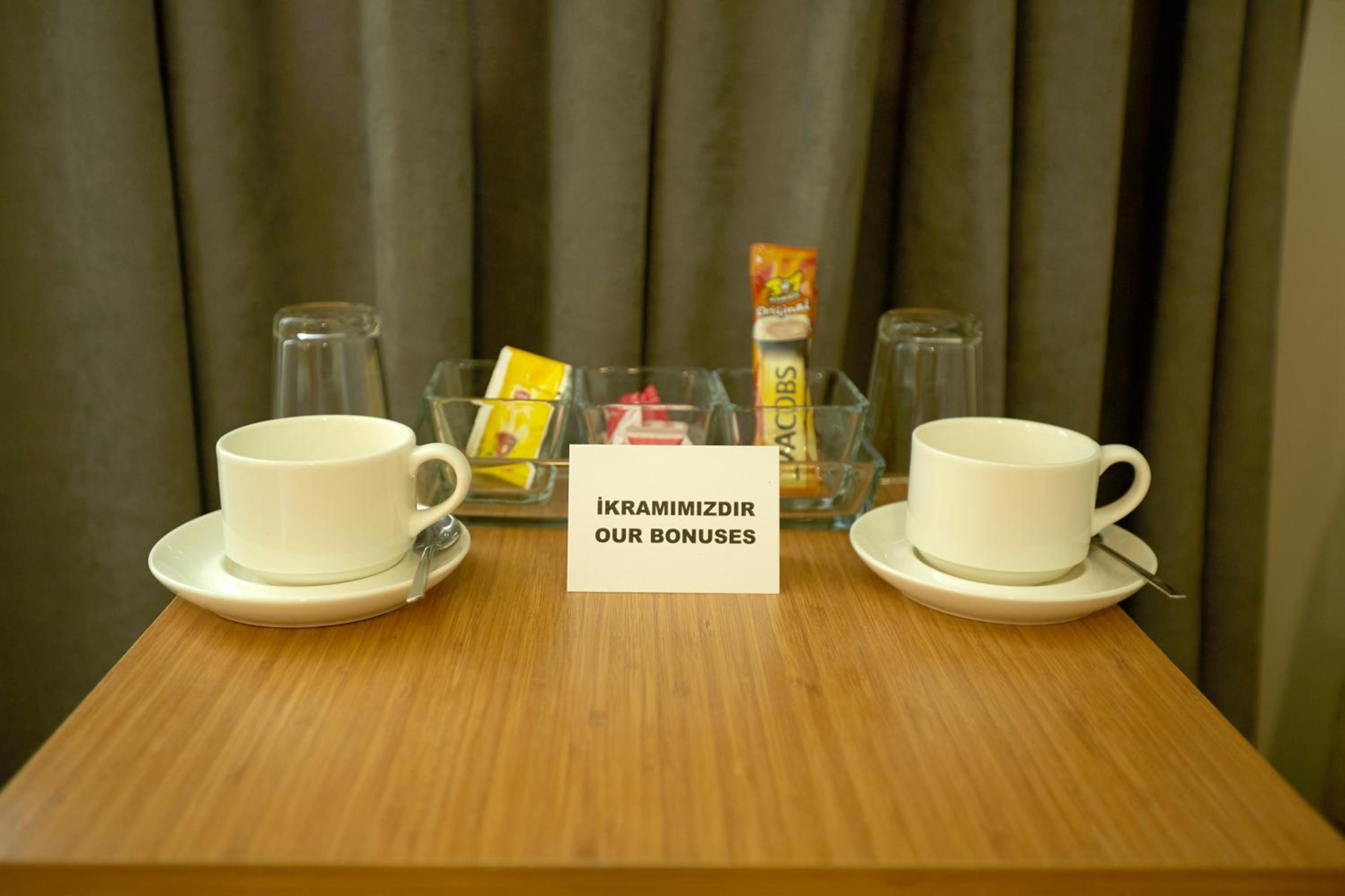 Superior Twin Room with City View photo 3