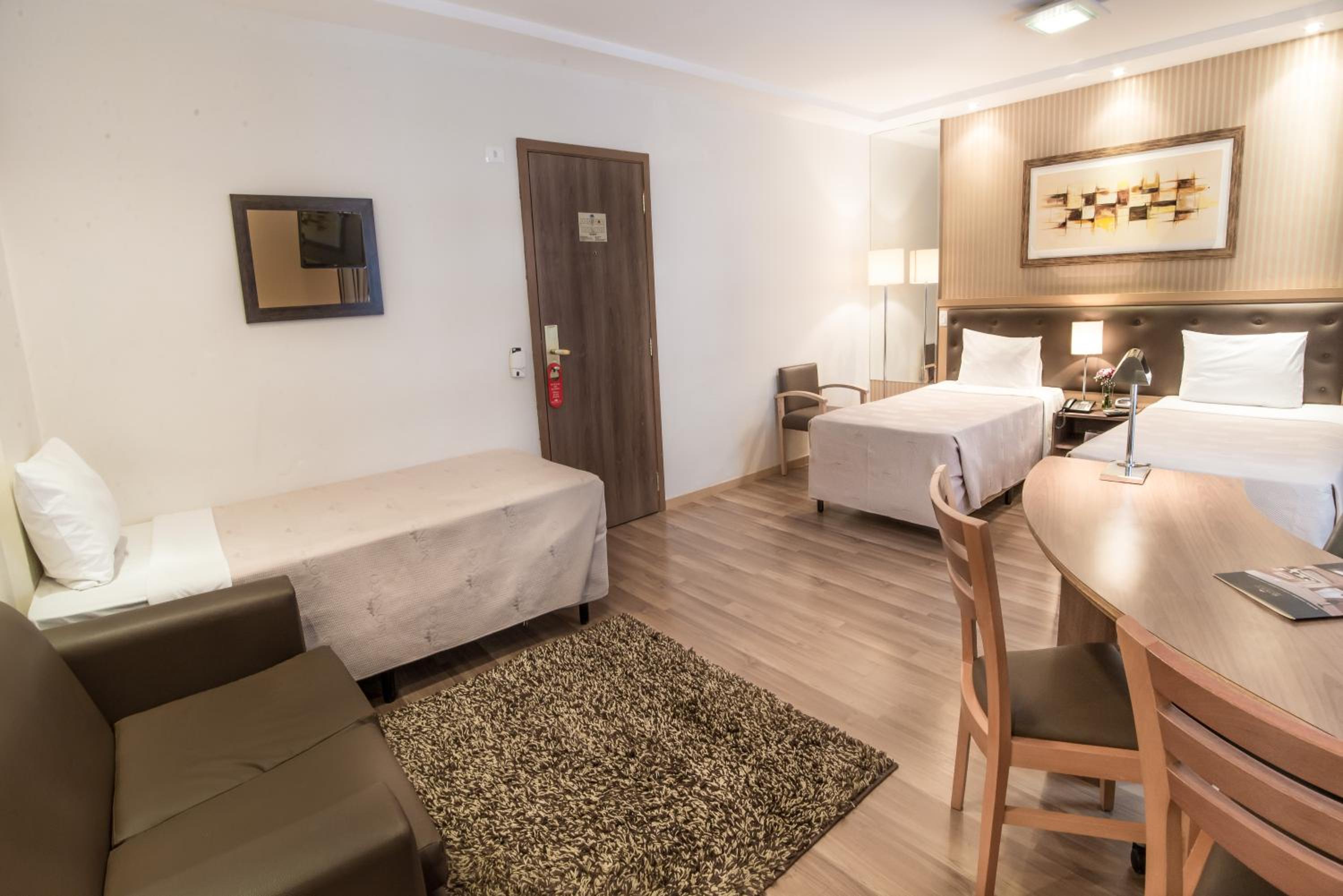 Standard Triple Room photo 2