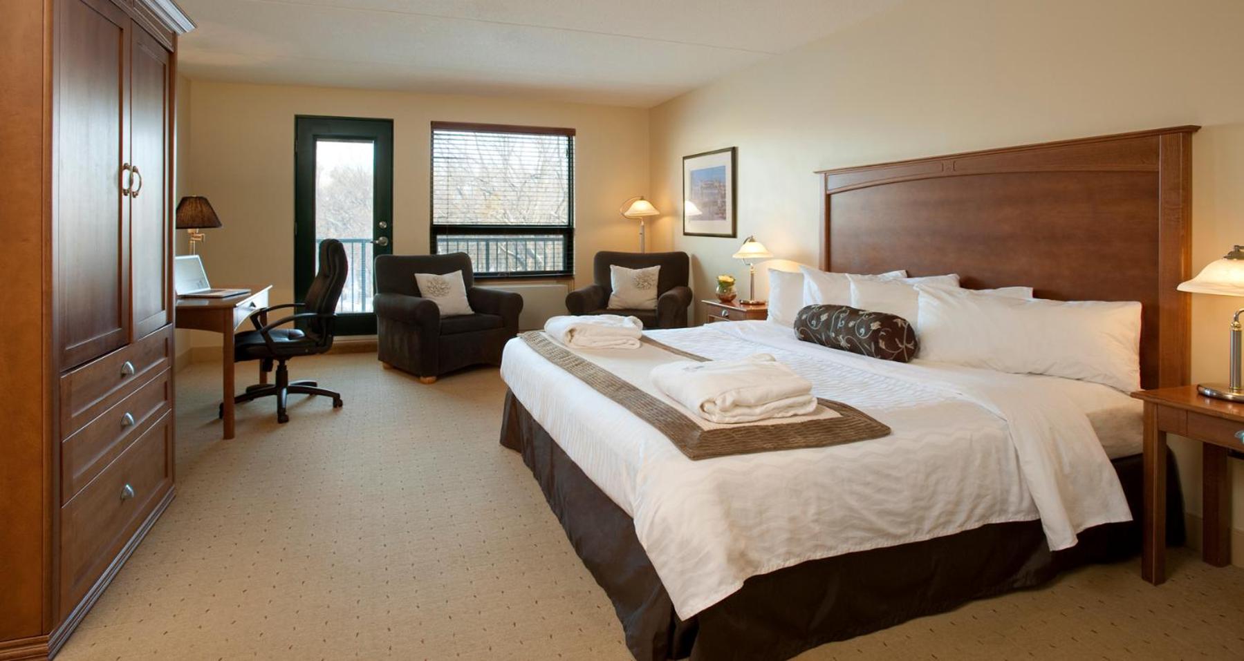 King Room with Balcony