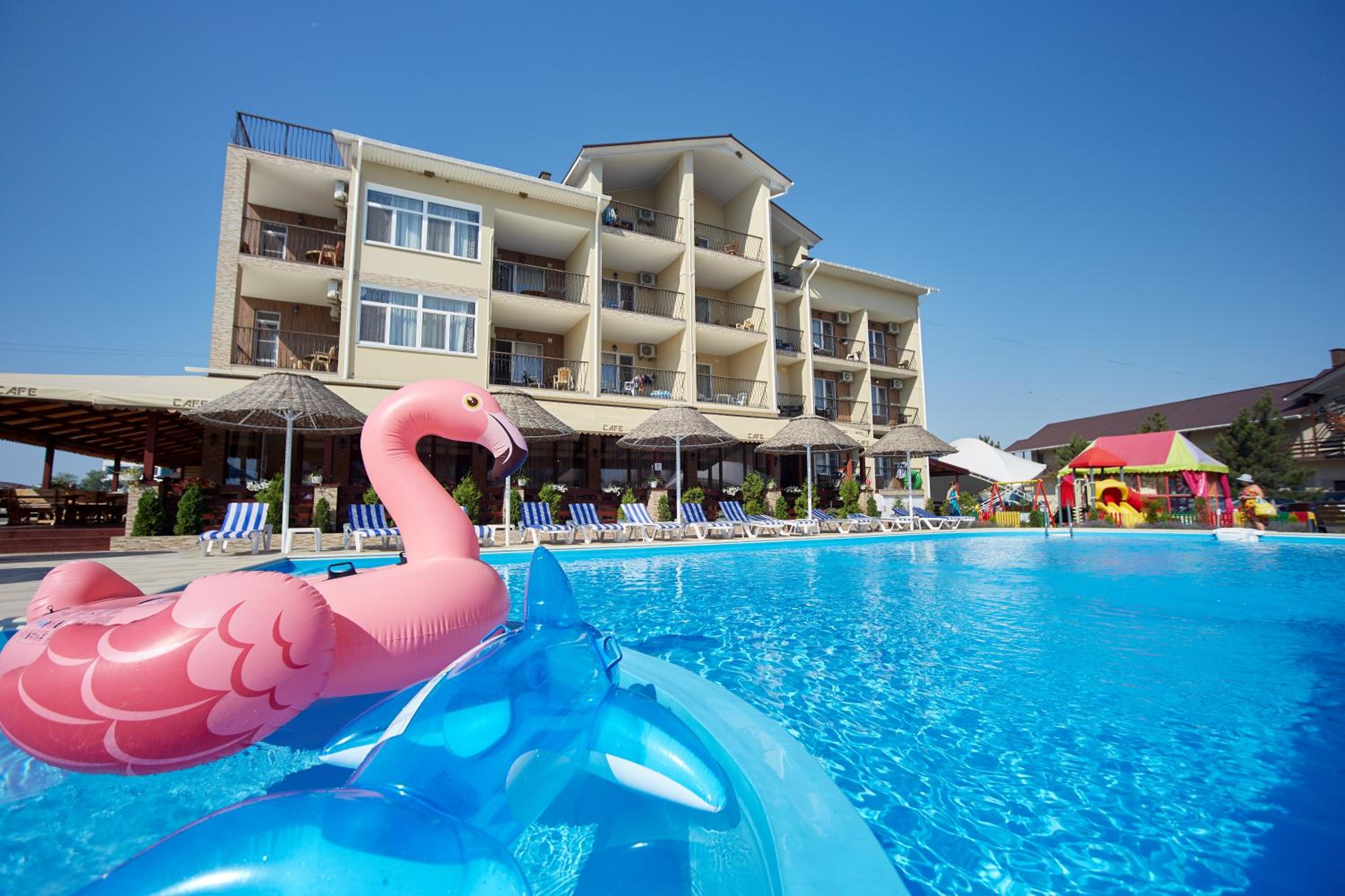 Suite with Pool View photo 2