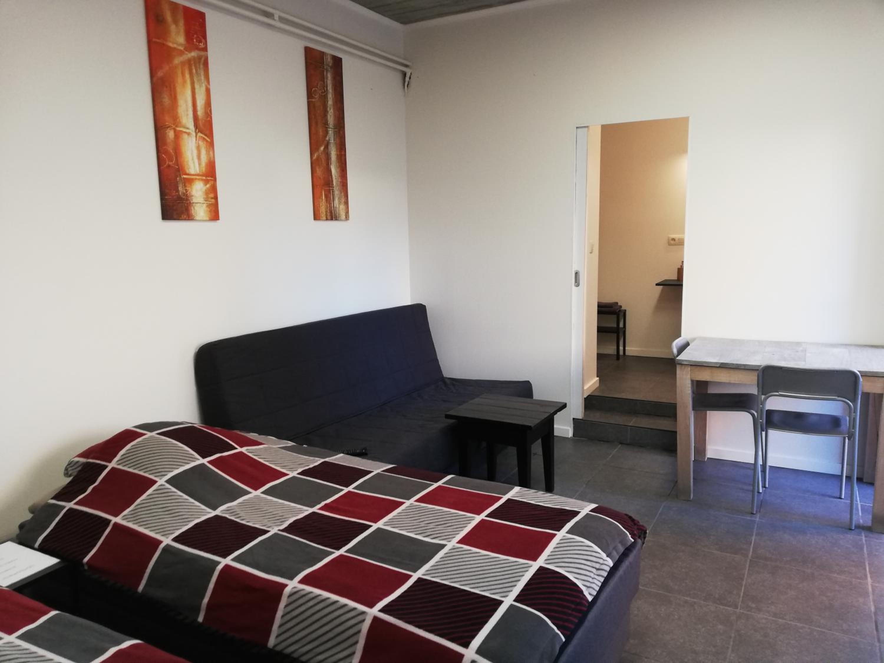 Quadruple Room with Bathroom - Photo 1