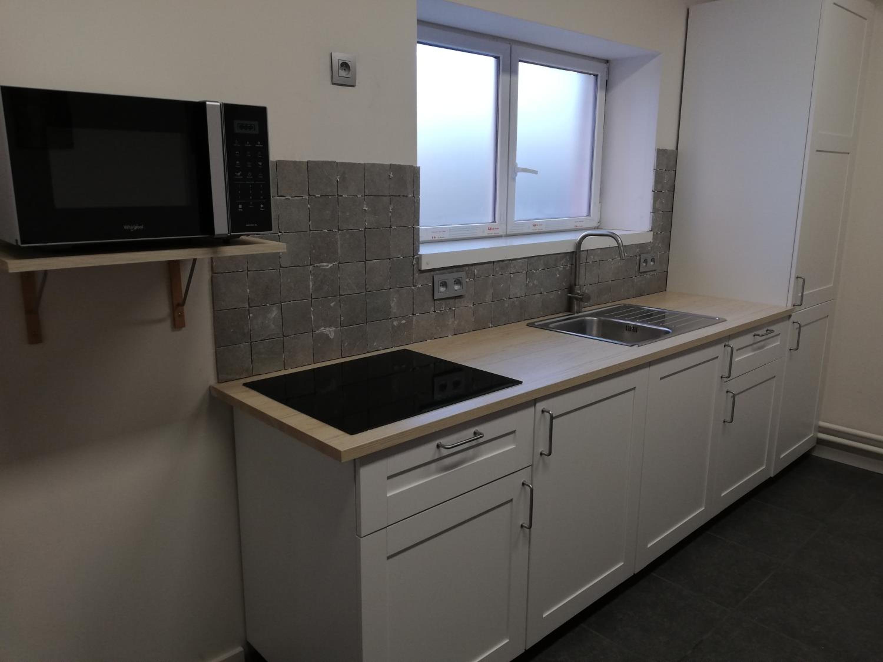 Quadruple Room with Bathroom - Photo 6