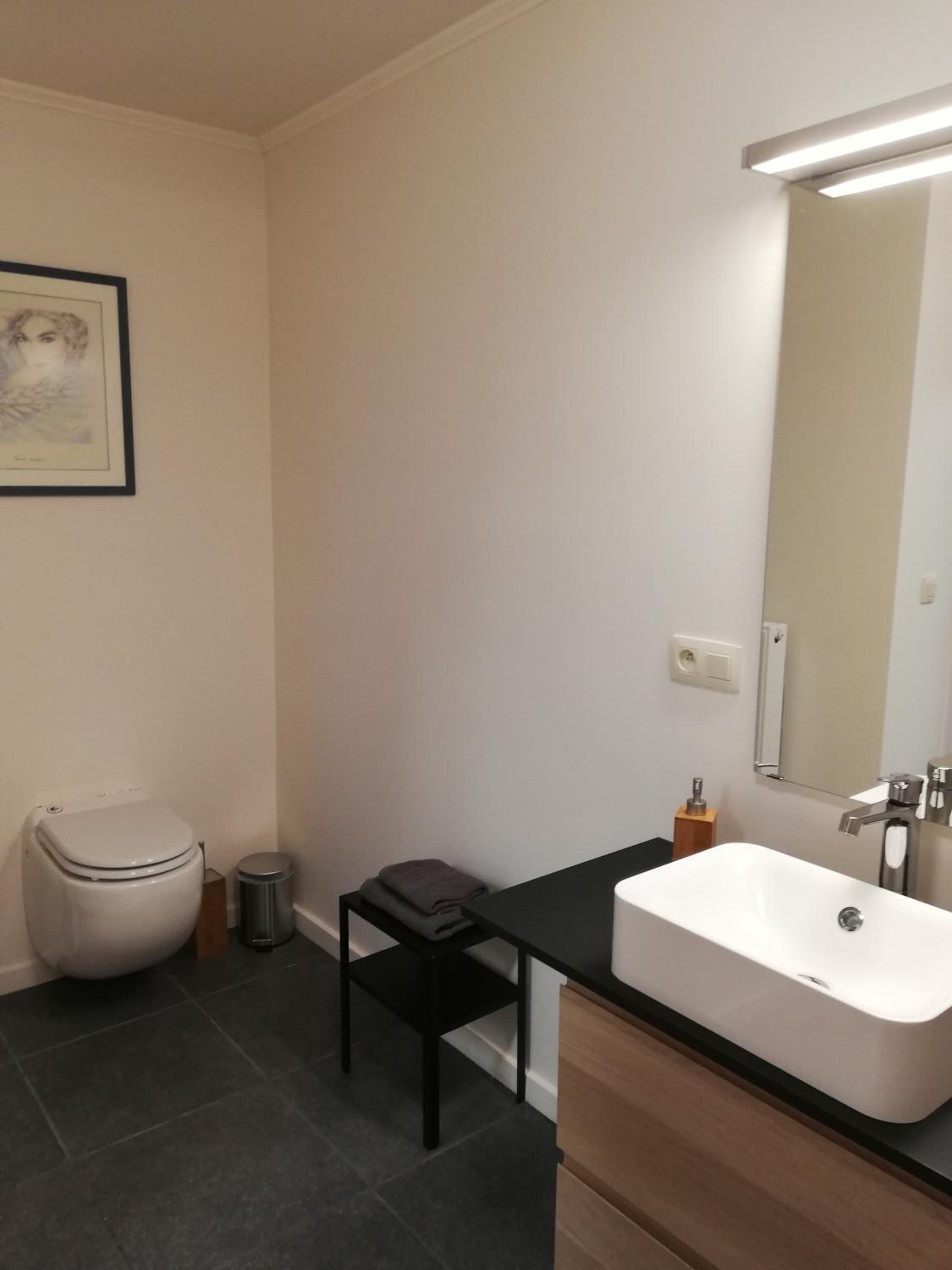 Quadruple Room with Bathroom - Photo 2