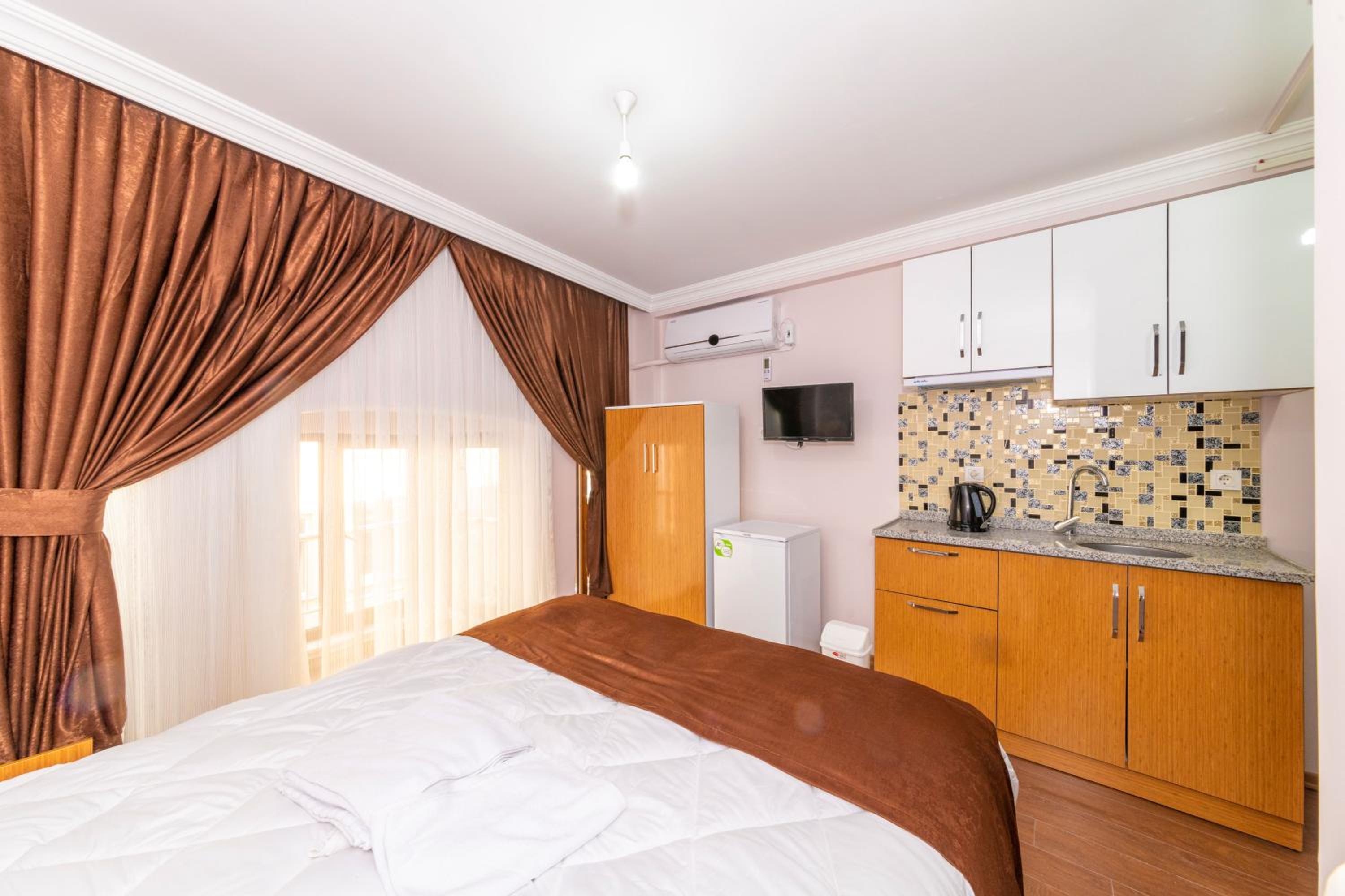 Standard Double Room photo 2