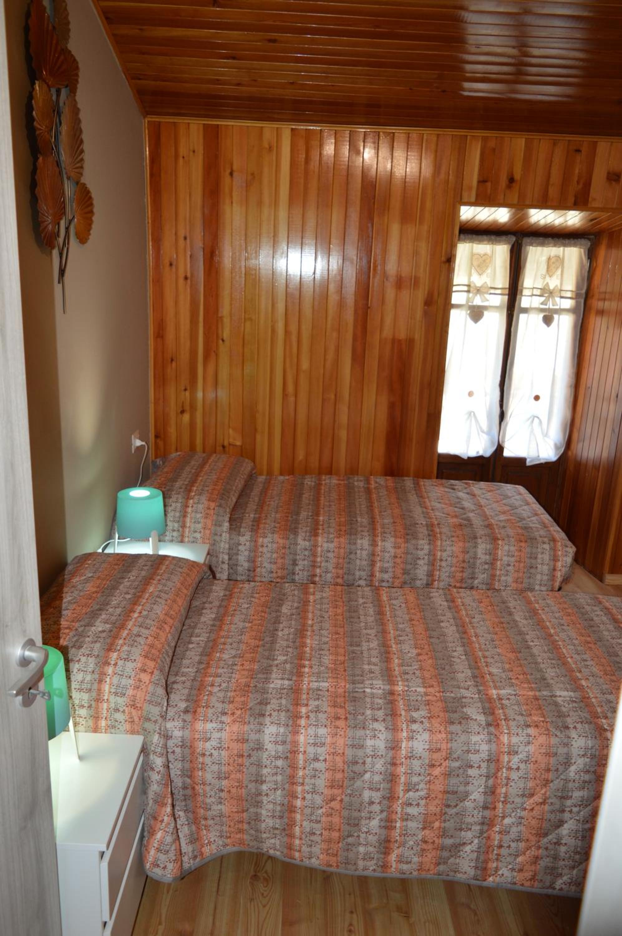 Apartment with Terrace - Photo 22