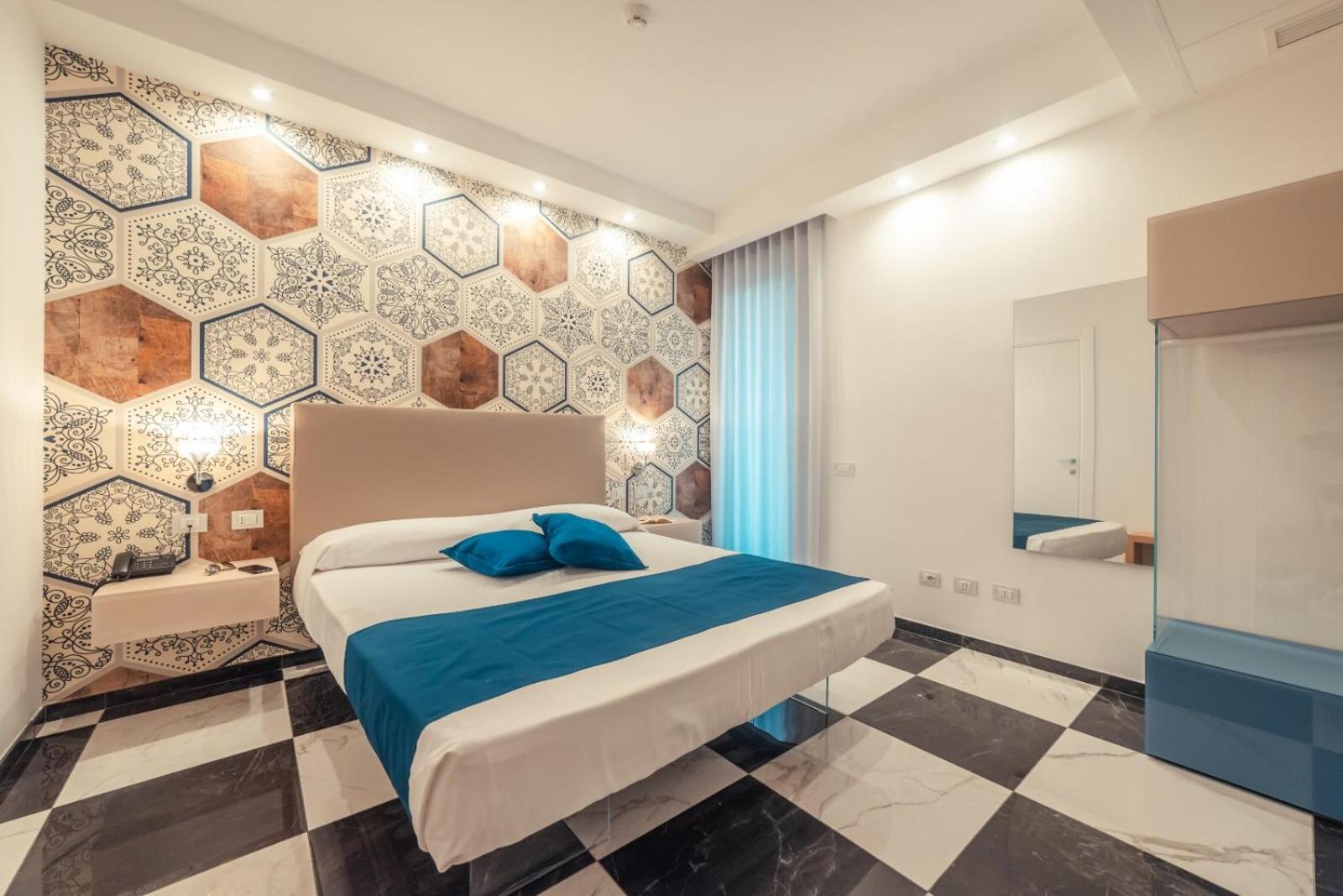 Classic Double Room - Photo 8