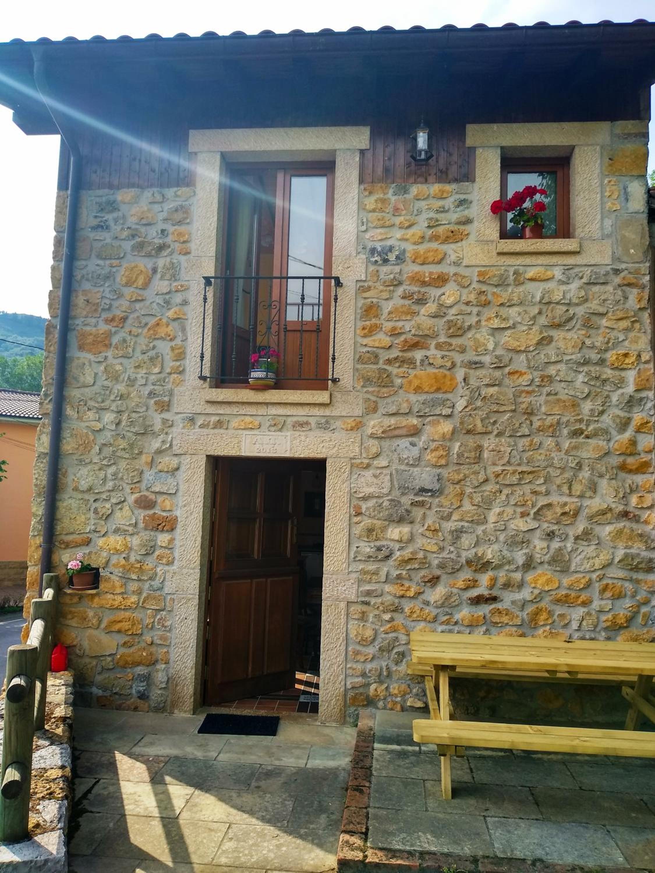 Two-Bedroom House - Photo 14