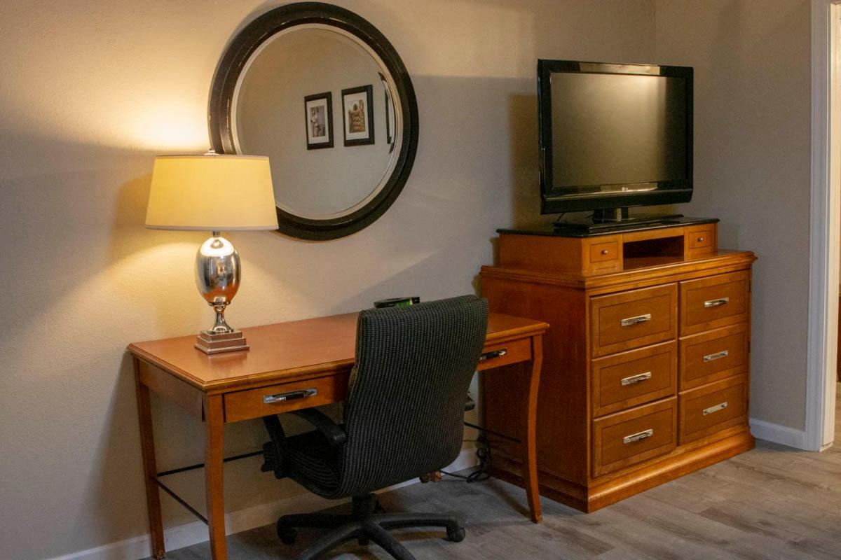 Deluxe Double Room - Photo 1