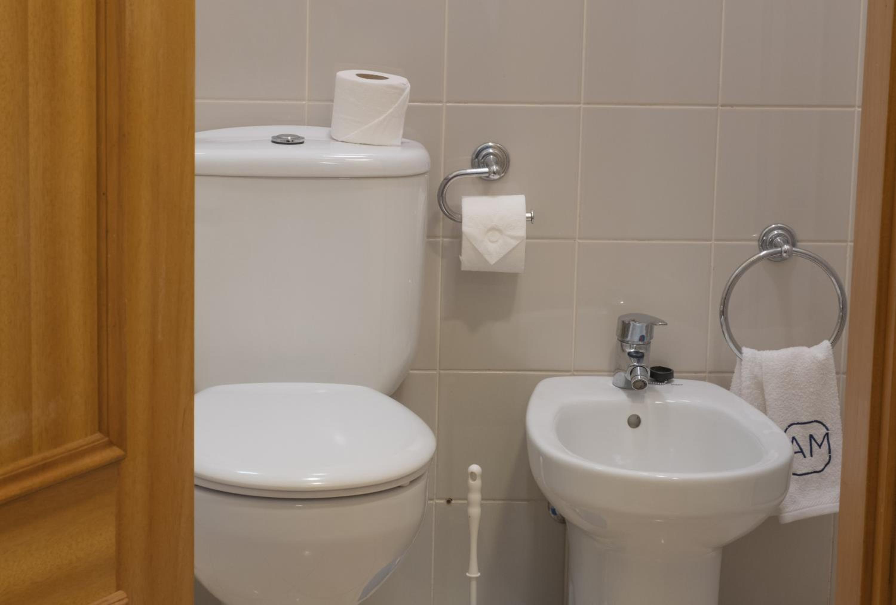 Two-Bedroom Apartment - Photo 11