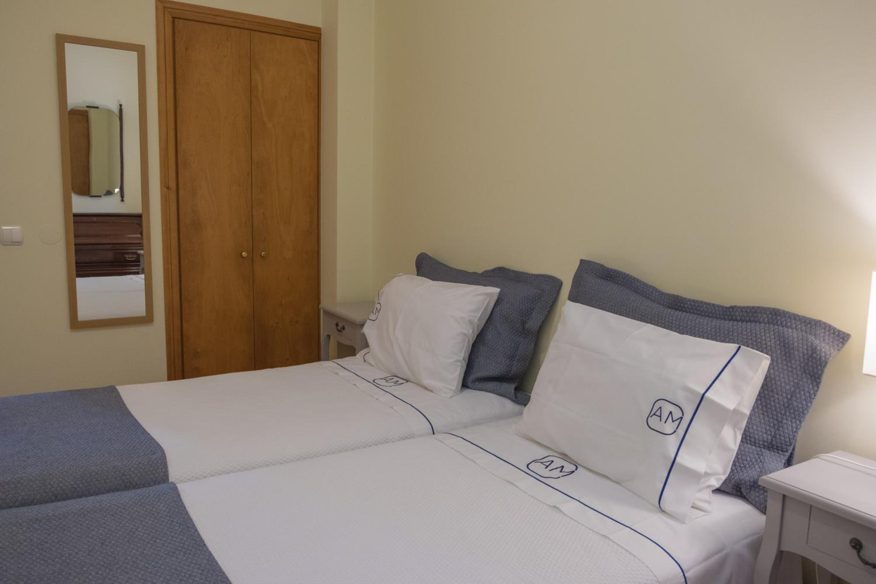 Two-Bedroom Apartment - Photo 15