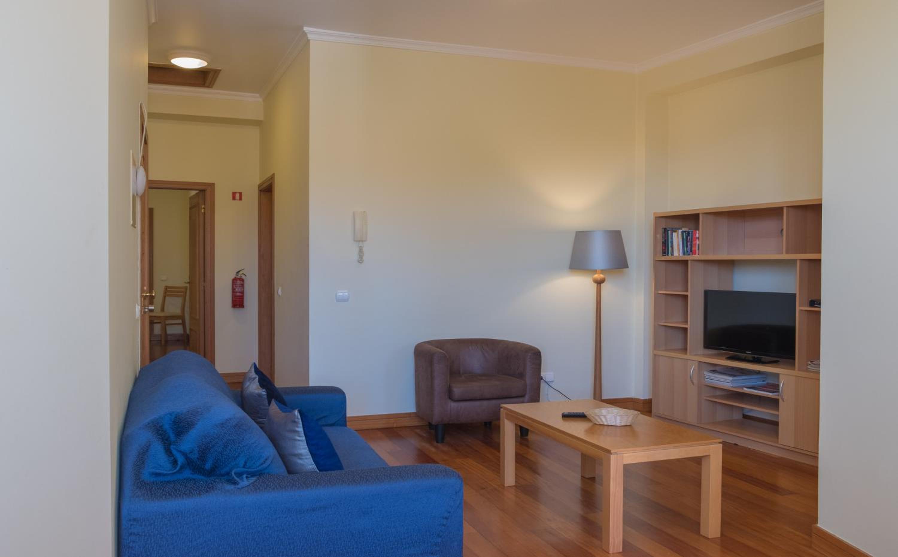 Two-Bedroom Apartment - Photo 20