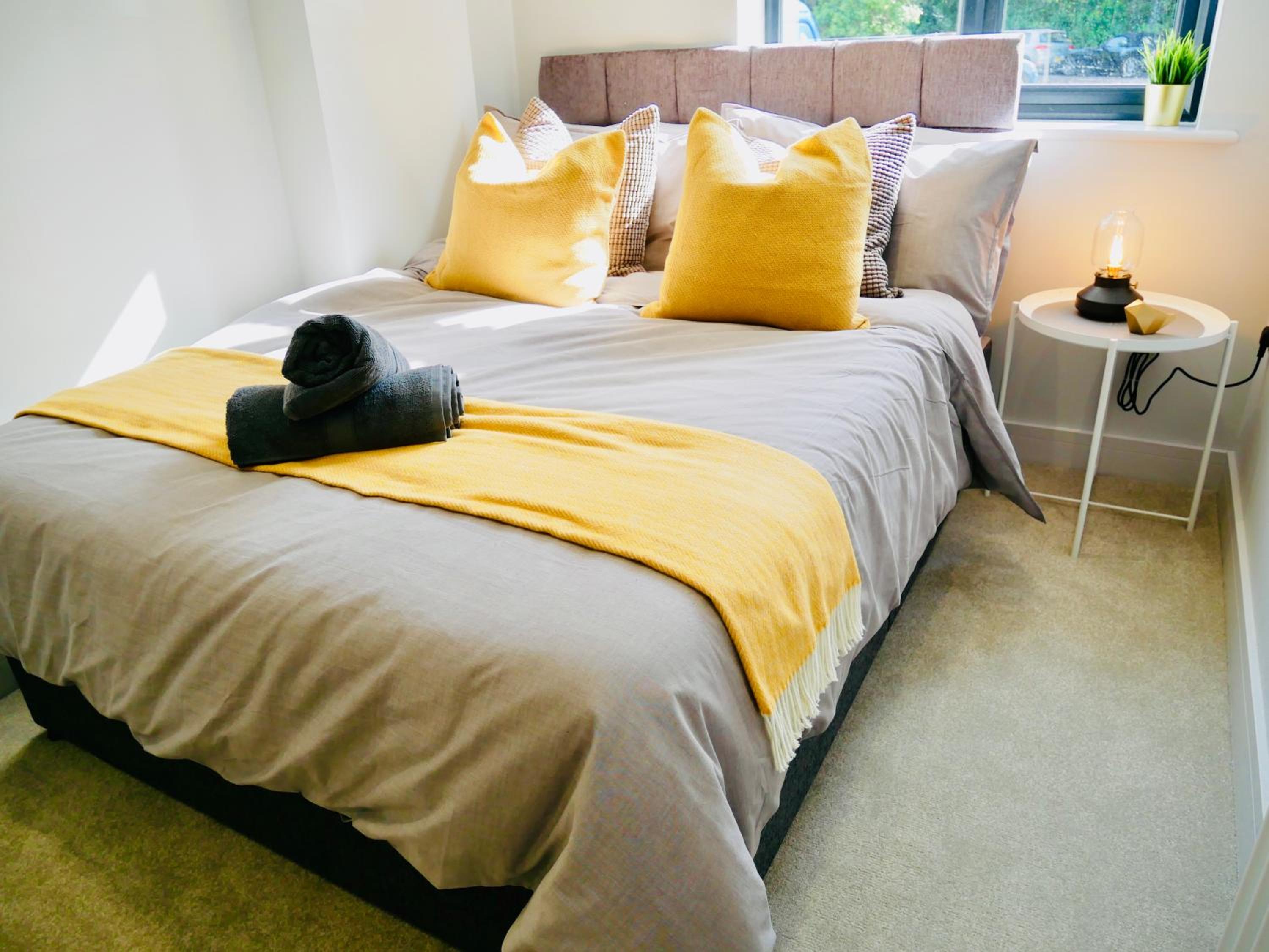 Three-Bedroom Apartment - Photo 8