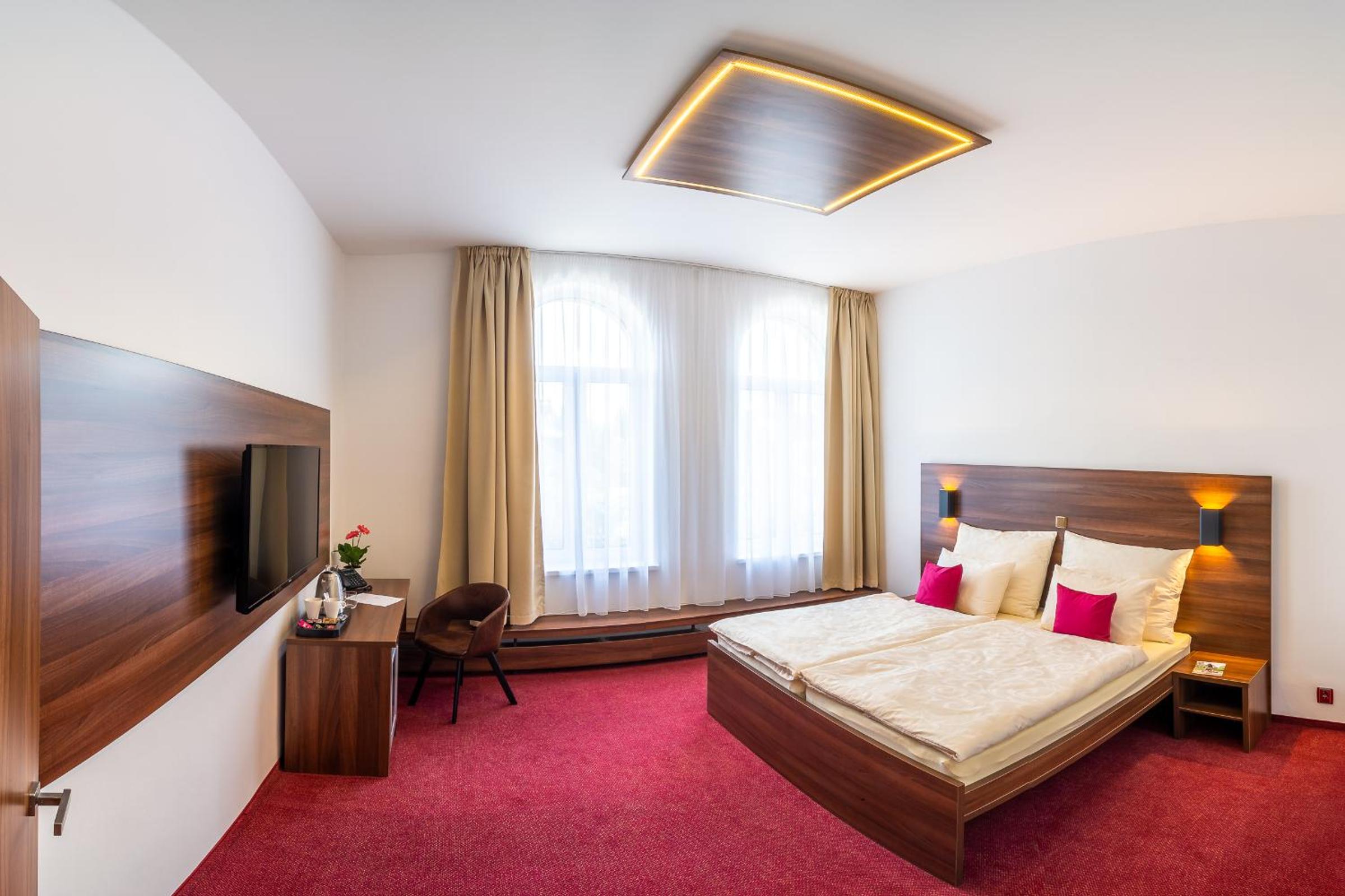 Deluxe Double Room - Photo 6