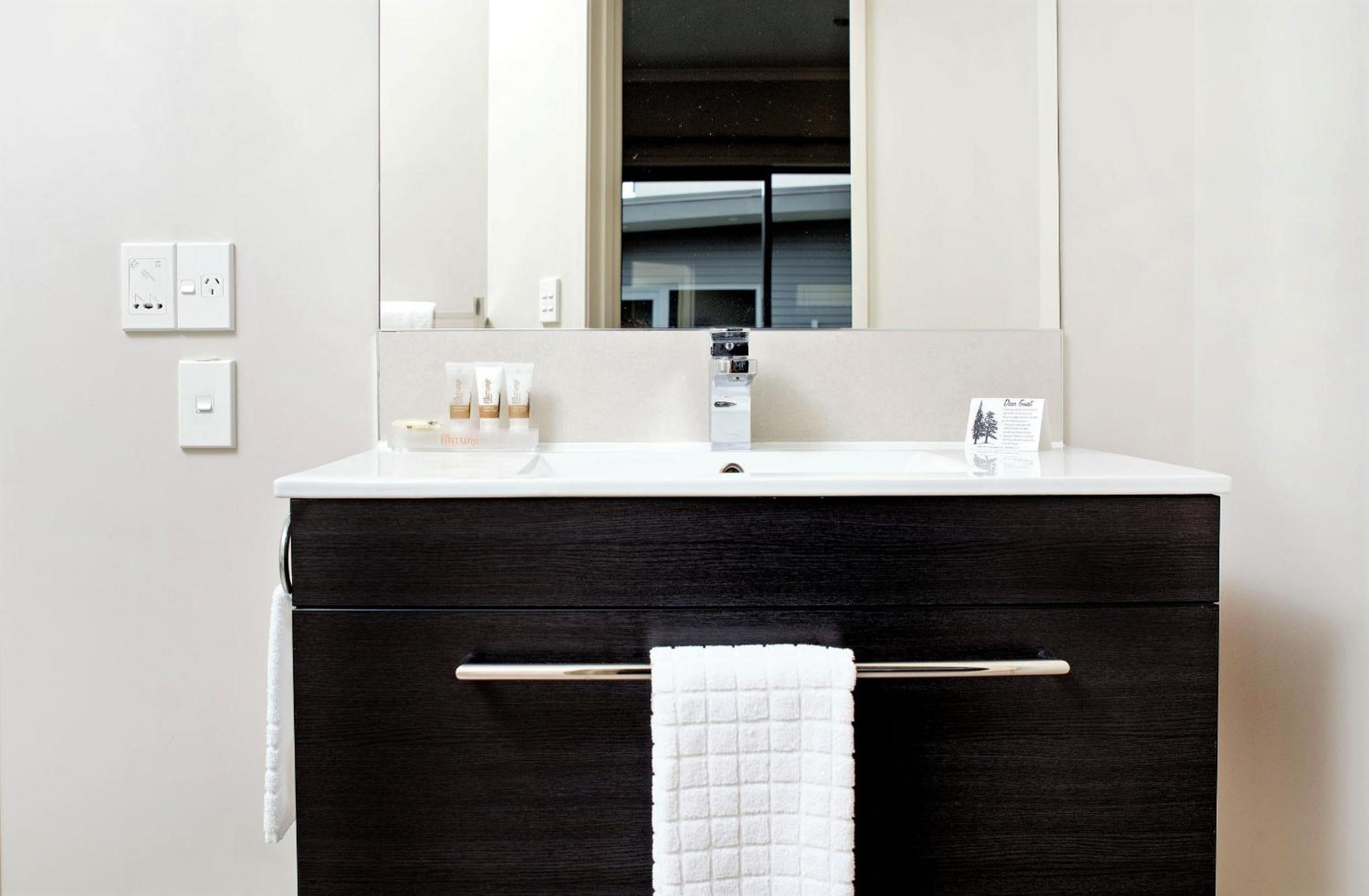 Executive Studio with Spa Bath  photo 3