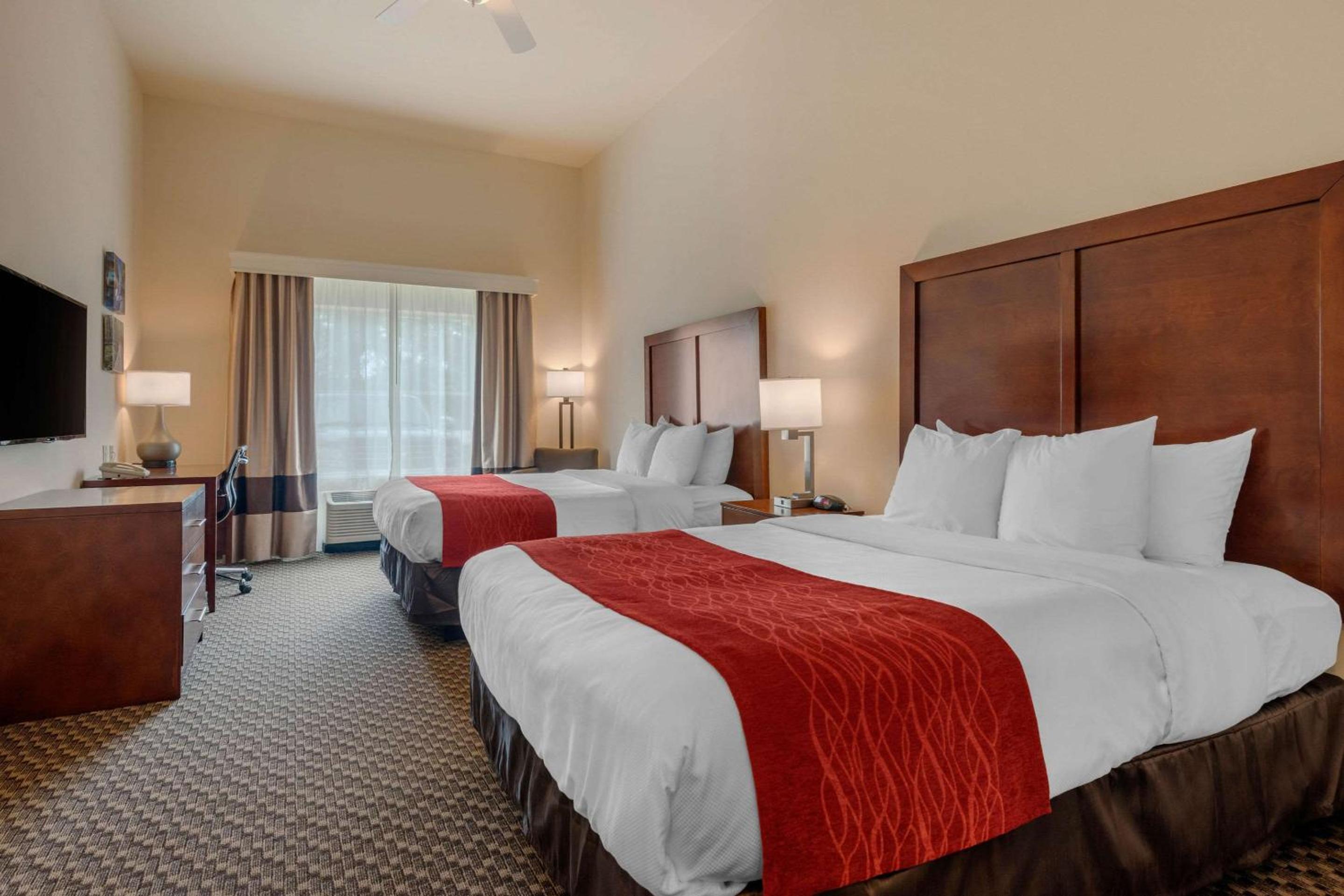 Standard Queen Room - Photo 2