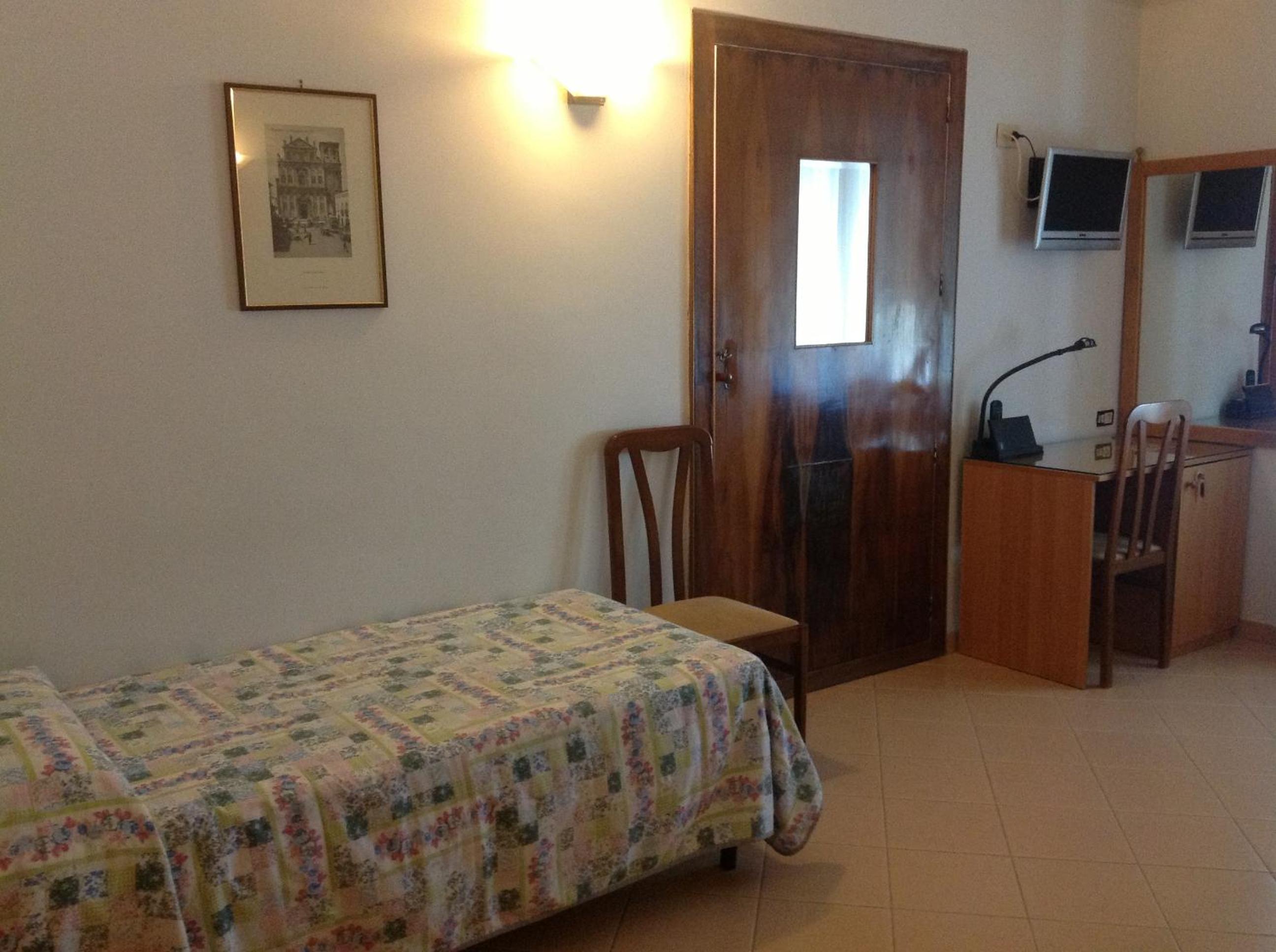 Triple Room photo 3