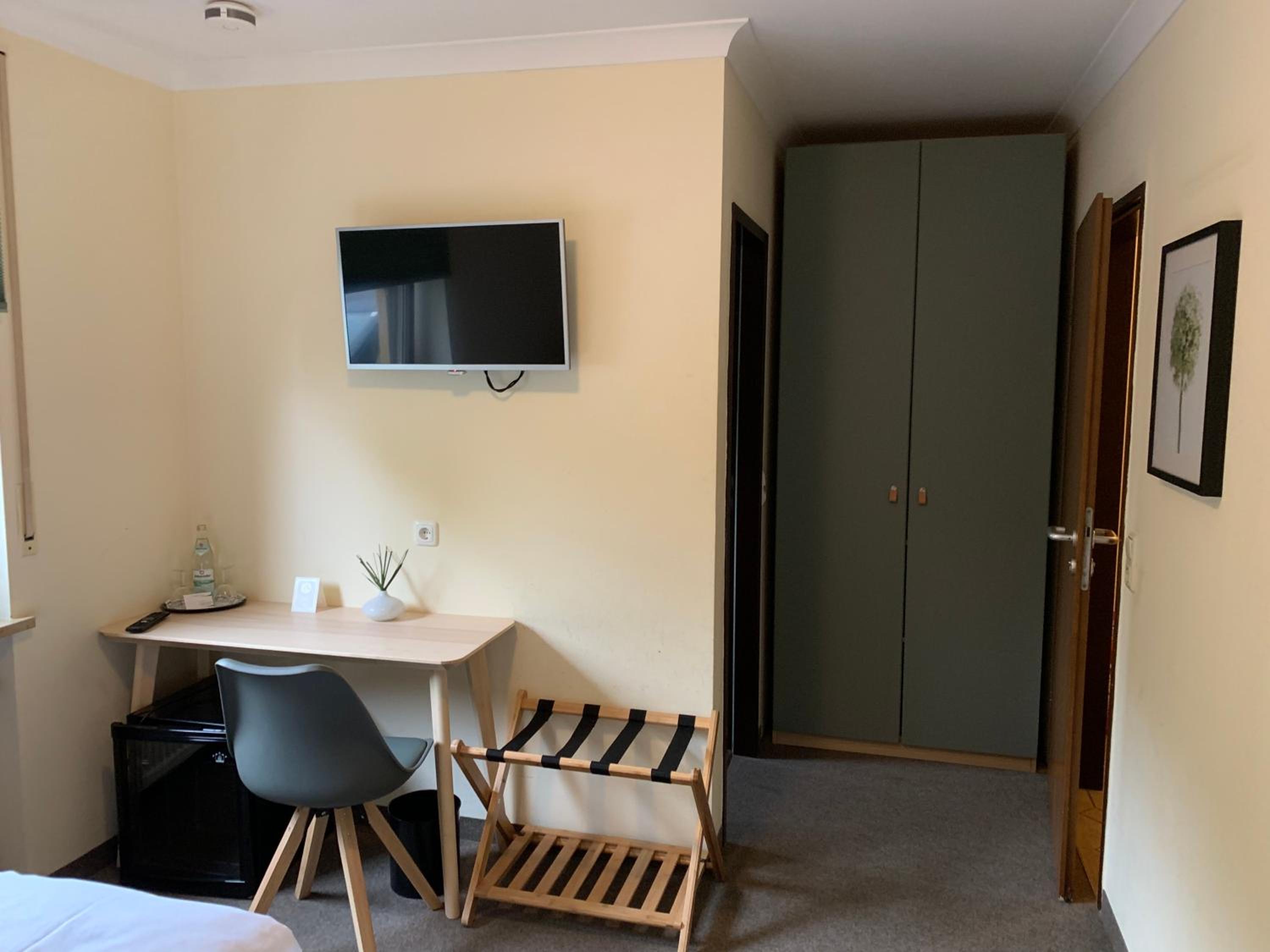 Single Room photo 1