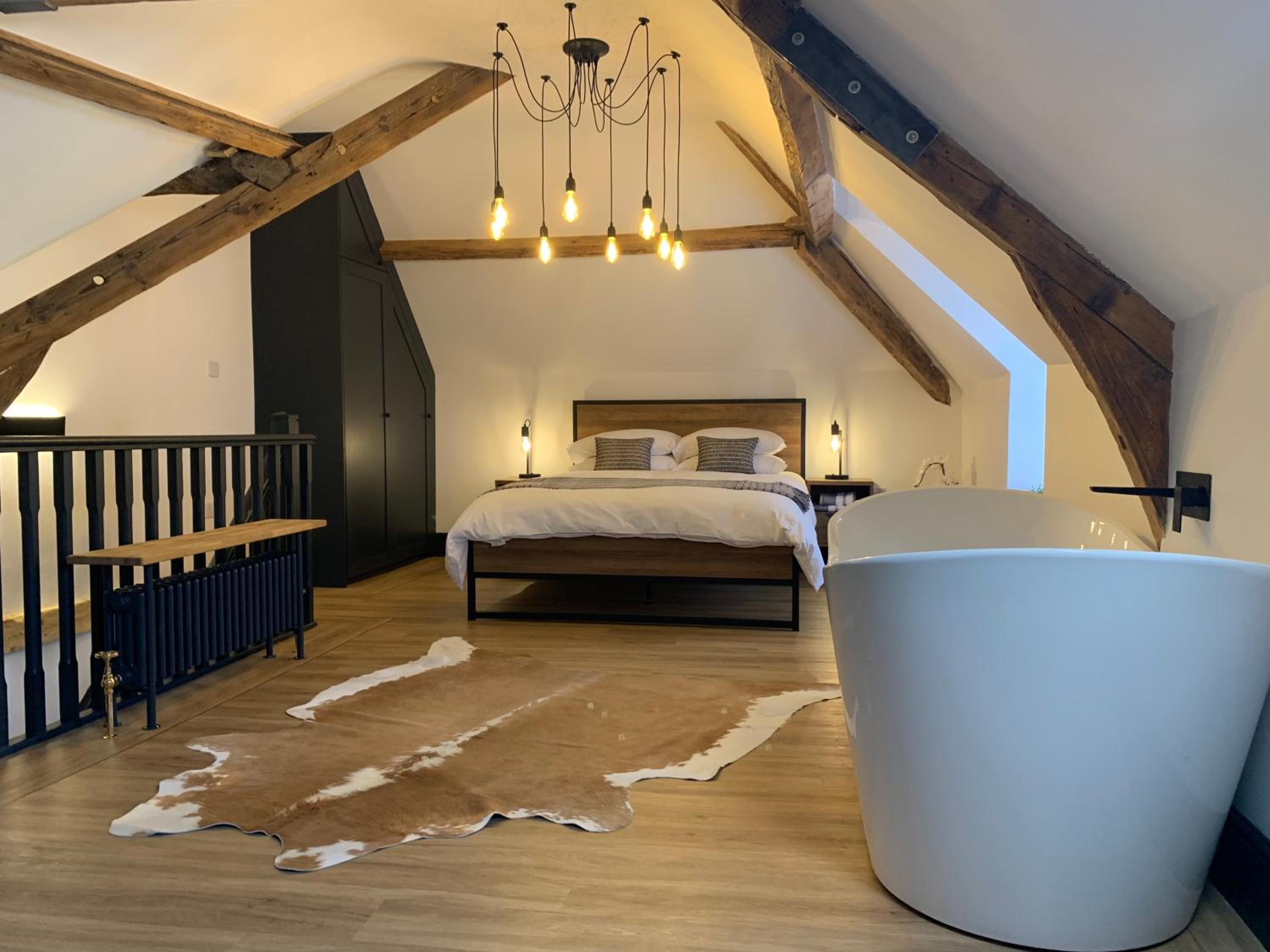 One-Bedroom House - Photo 9