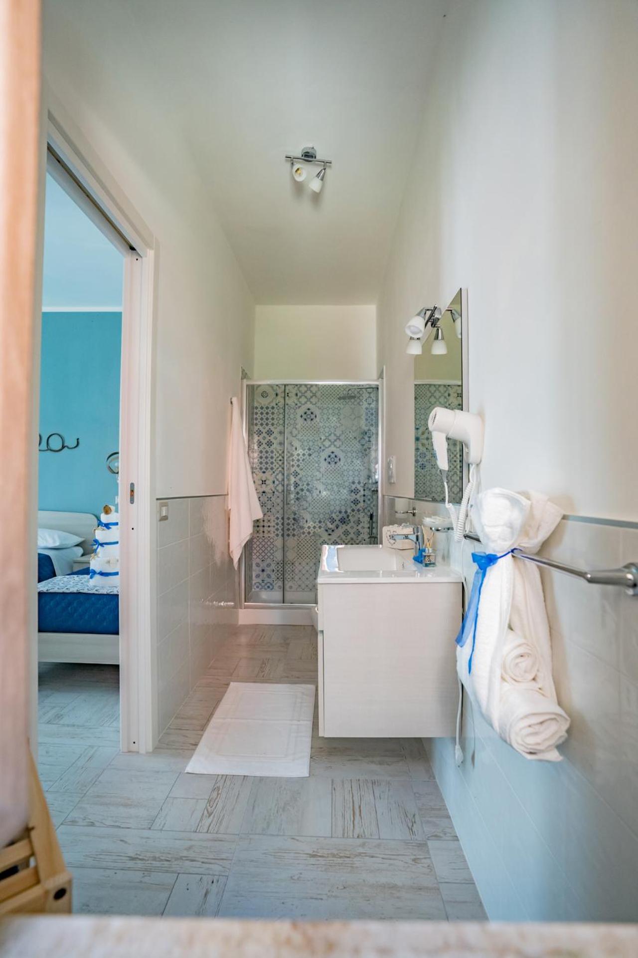 Superior Triple Room - Photo 4