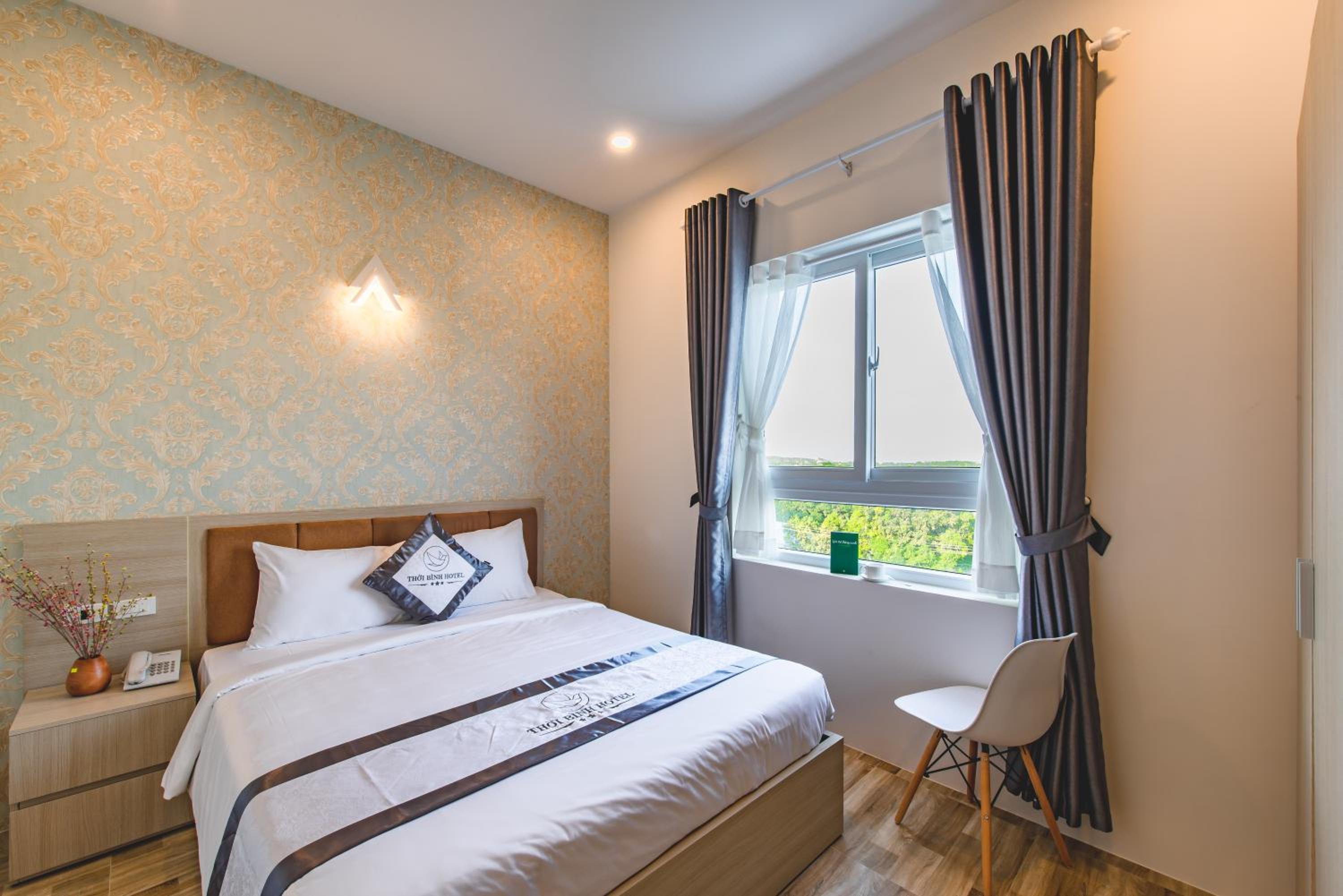 Large Double Room photo 1